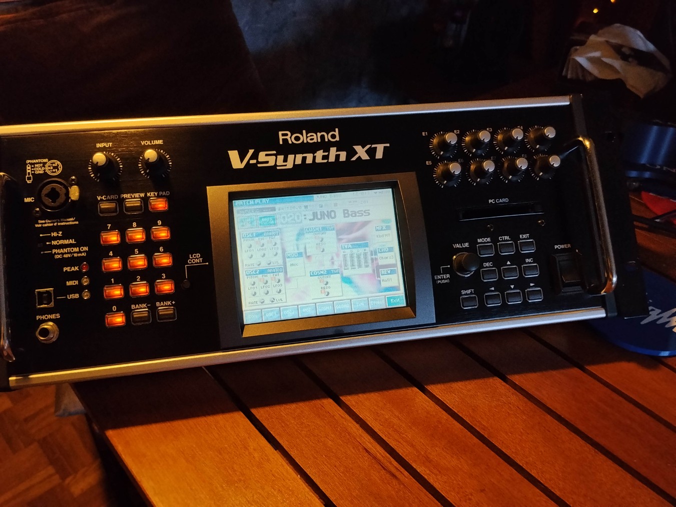 Roland V-Synth XT