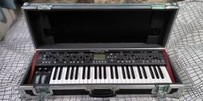 Vend Behringer Deepmind 12 + Flight Case Thon