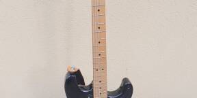 FENDER STRATOCASTER REPLIQUE DE LA BLACK STRAT