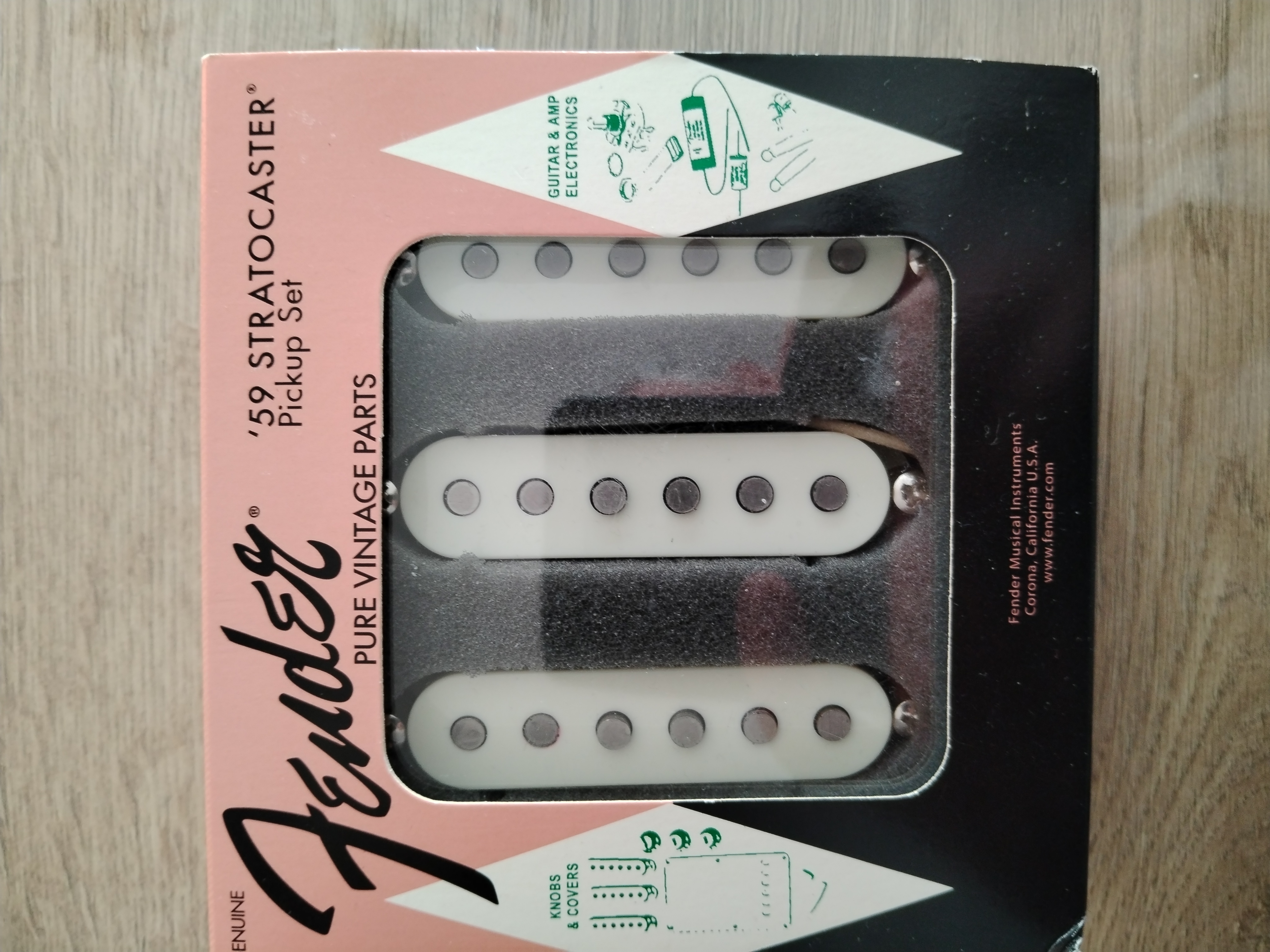 Vends micros Fender Pure Vintage '59 Stratocaster