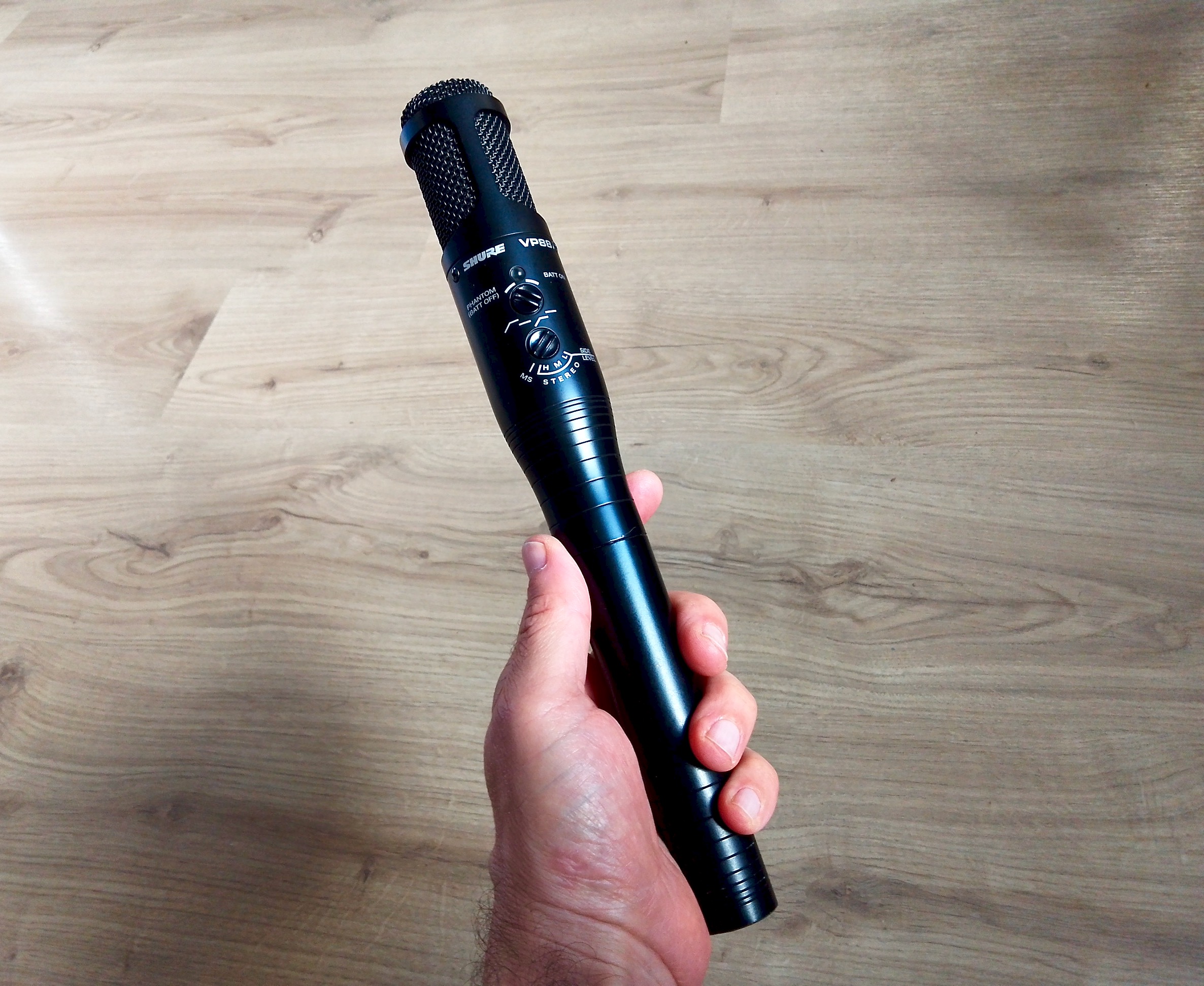 Vends Shure VP88 - Microphone électrostatique stéréo M/S de studio et de reportage