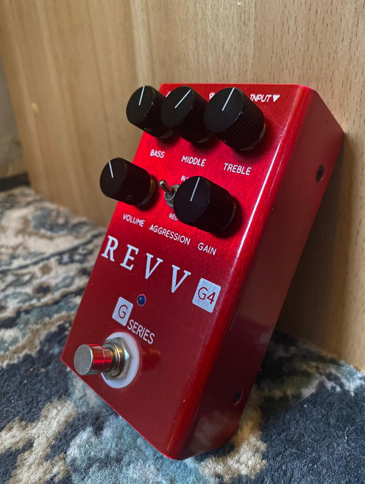 Vends Revv G4 pédale distortion