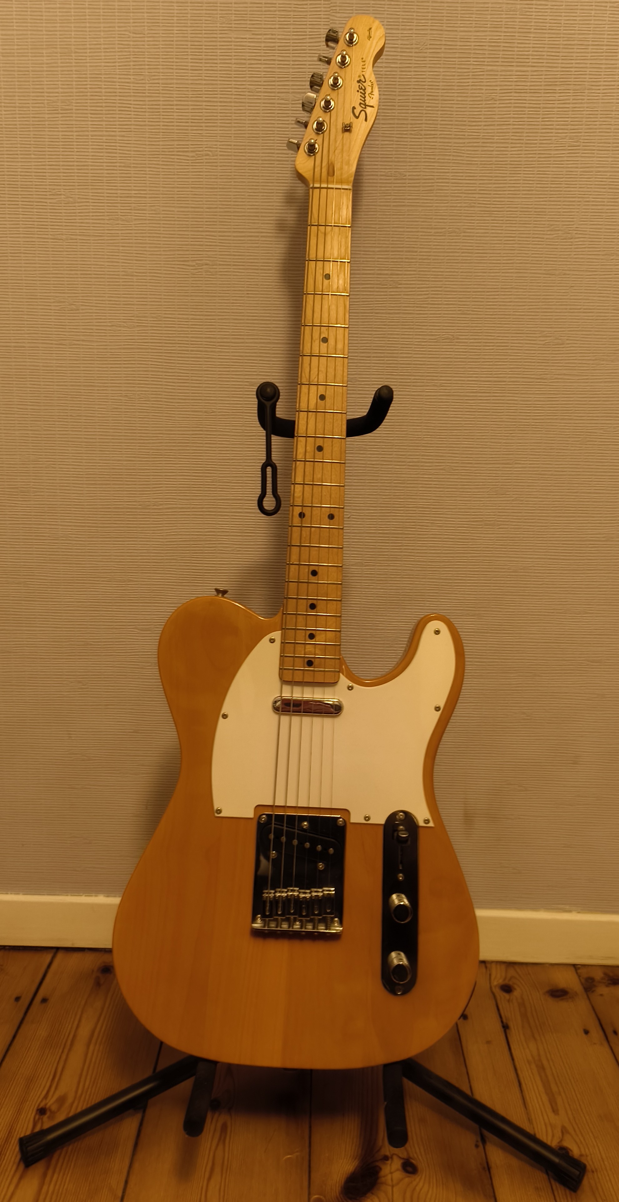 Squier Telecaster Affinity couleur Butterscotch Blonde