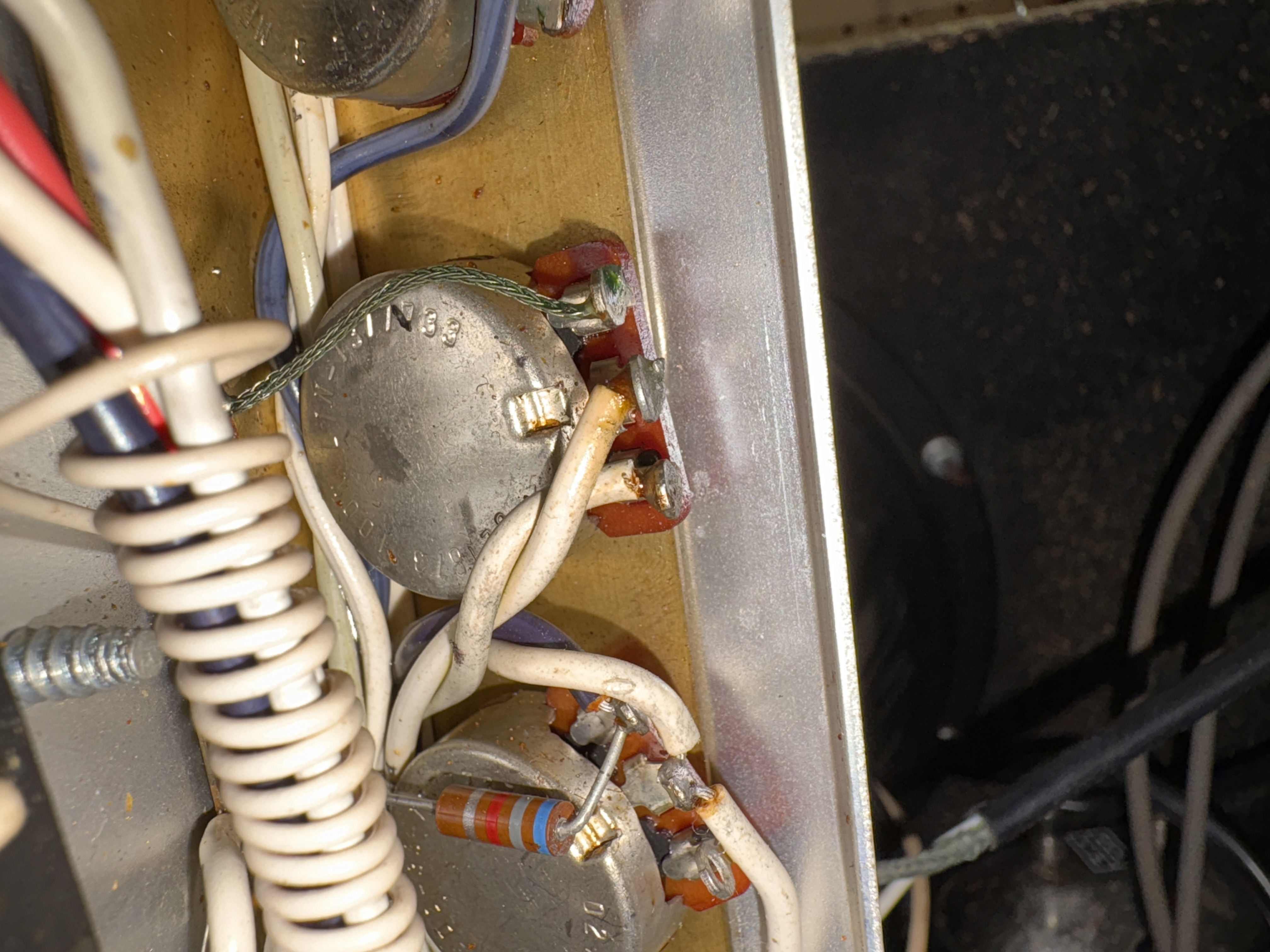 Fender Deluxe Reverb "Silverface" [1968-1982] (3911)