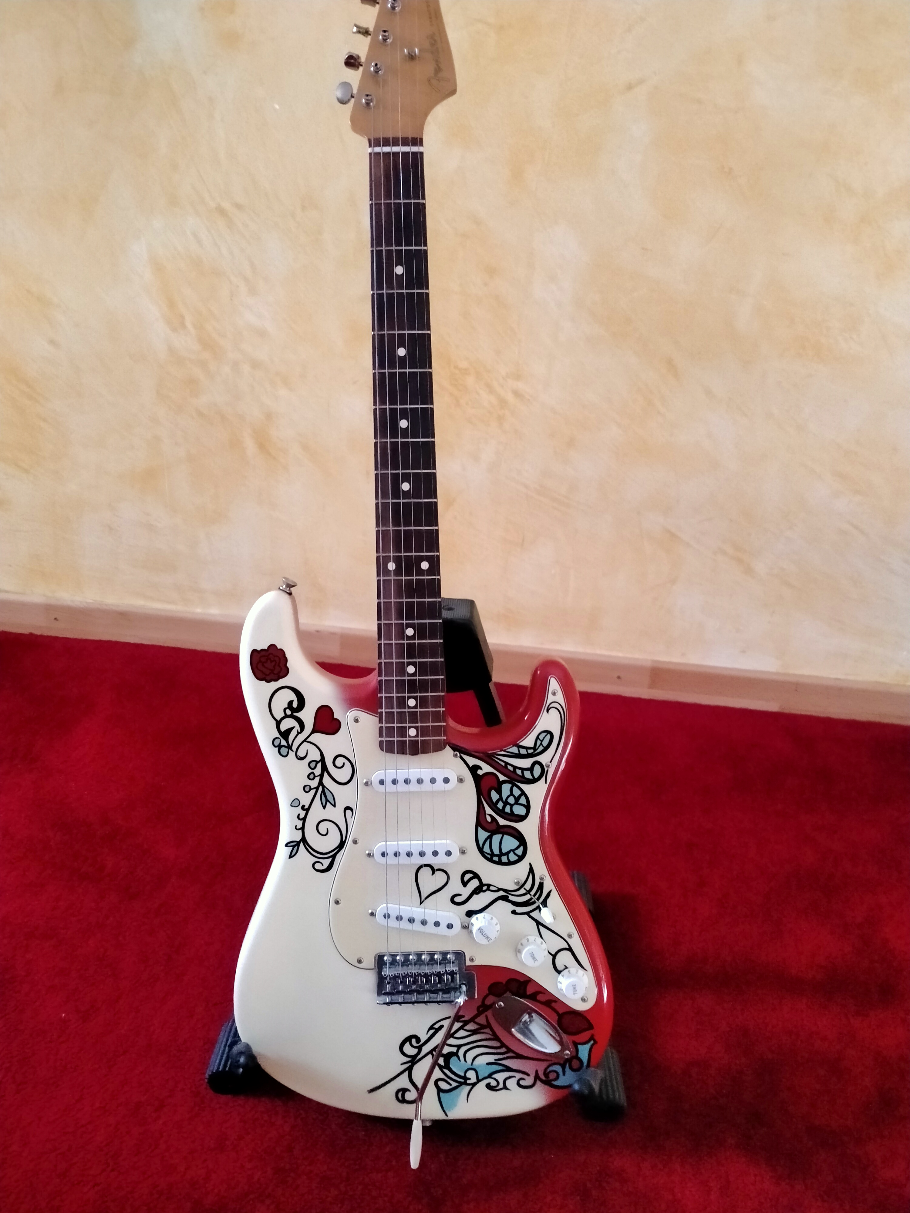Vends fender stratocaster mex série spéciale jimmy Hendrix Monterey 