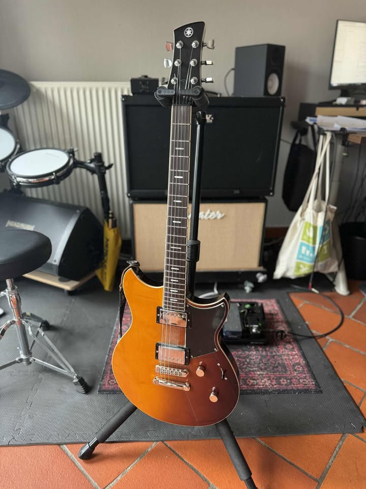 Yamaha Revstar RSS20 Sunset Burst