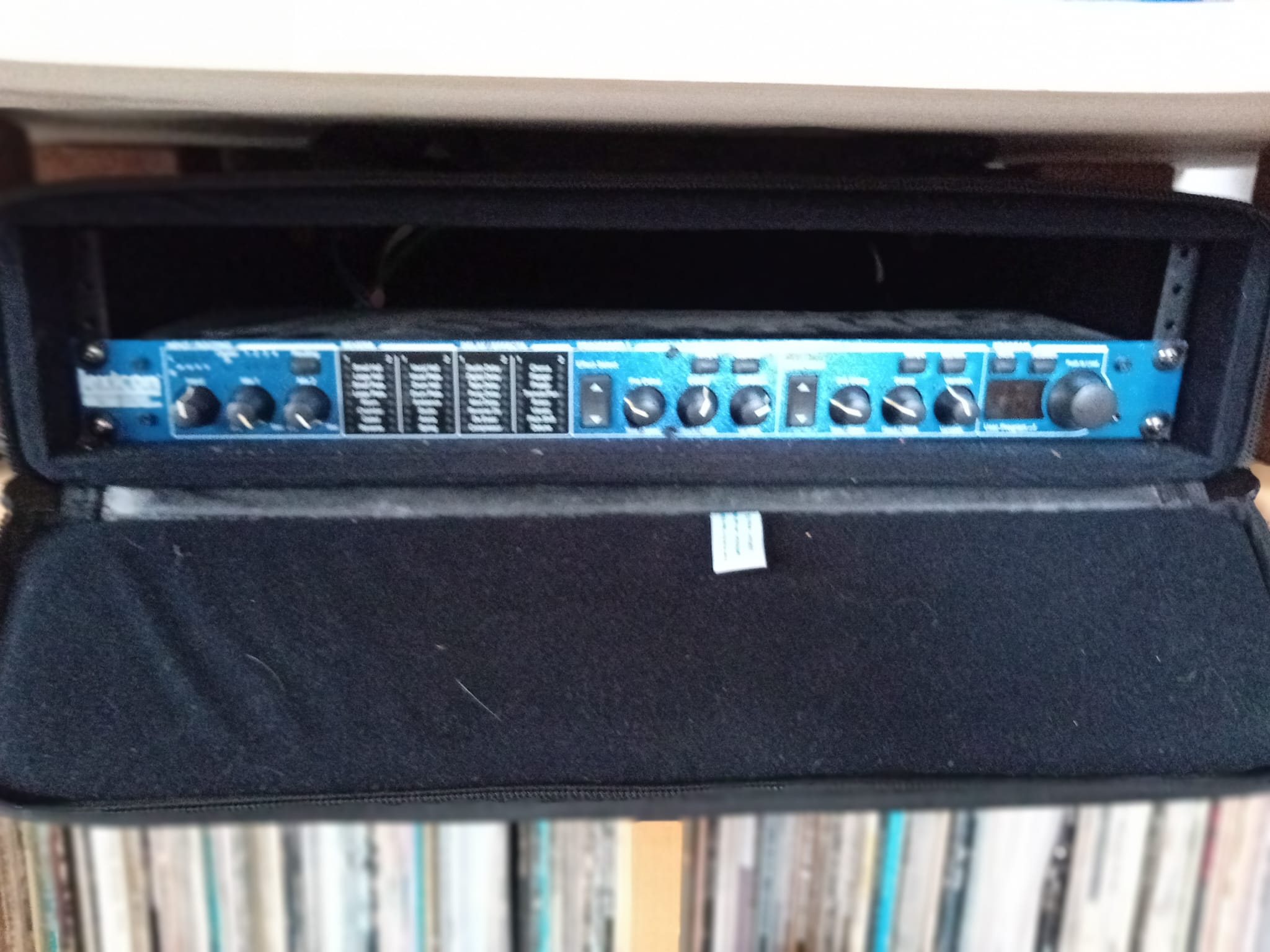 Lexicon MX200