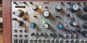 Vends Intellijel Bifold