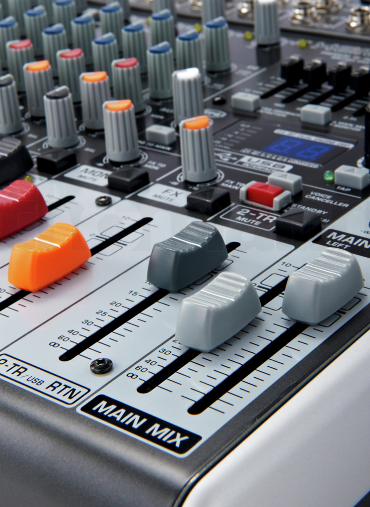 Behringer Xenyx X1222USB (68652)