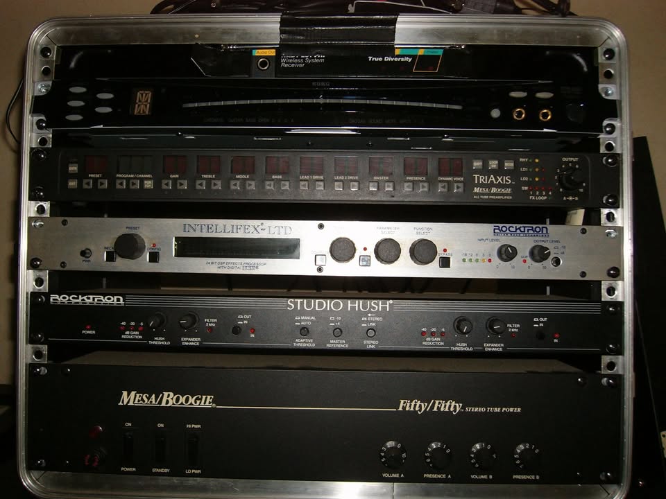 ROCKTRON MULTI EFFETS GUITARE/STUDIO