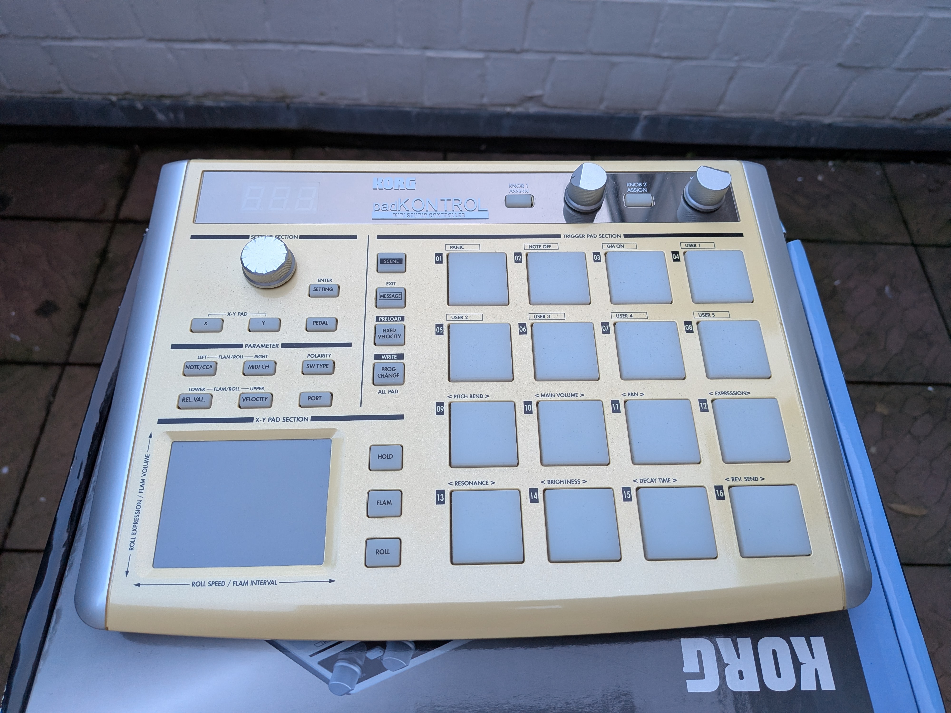 A vendre contrôleur midi usb Korg Pad Kontrol