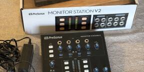 Presonus monitor station v2