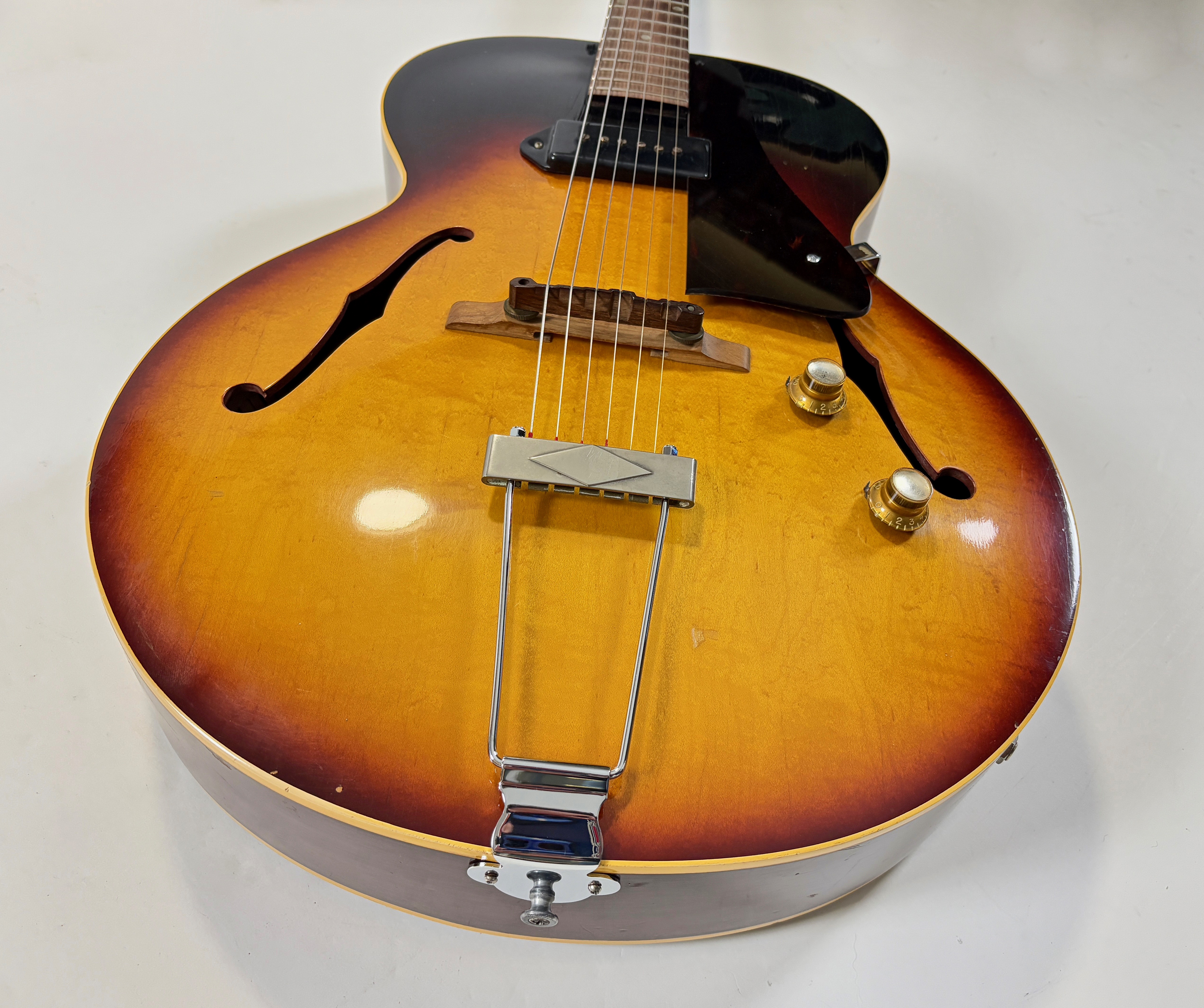 Gibson ES-125 (2825)