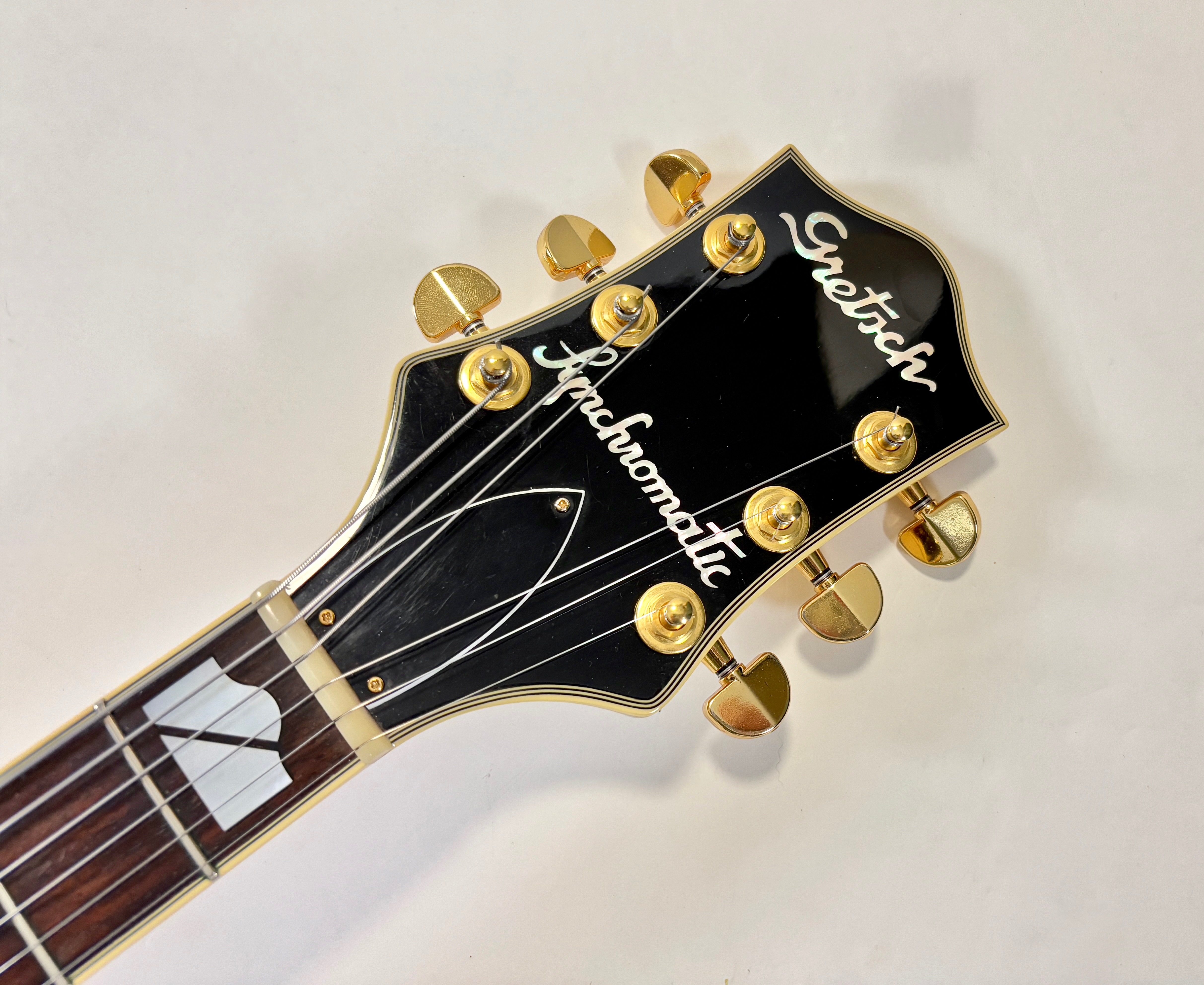 Gretsch G6040MCSS Synchromatic Cutaway Archtop (91282)
