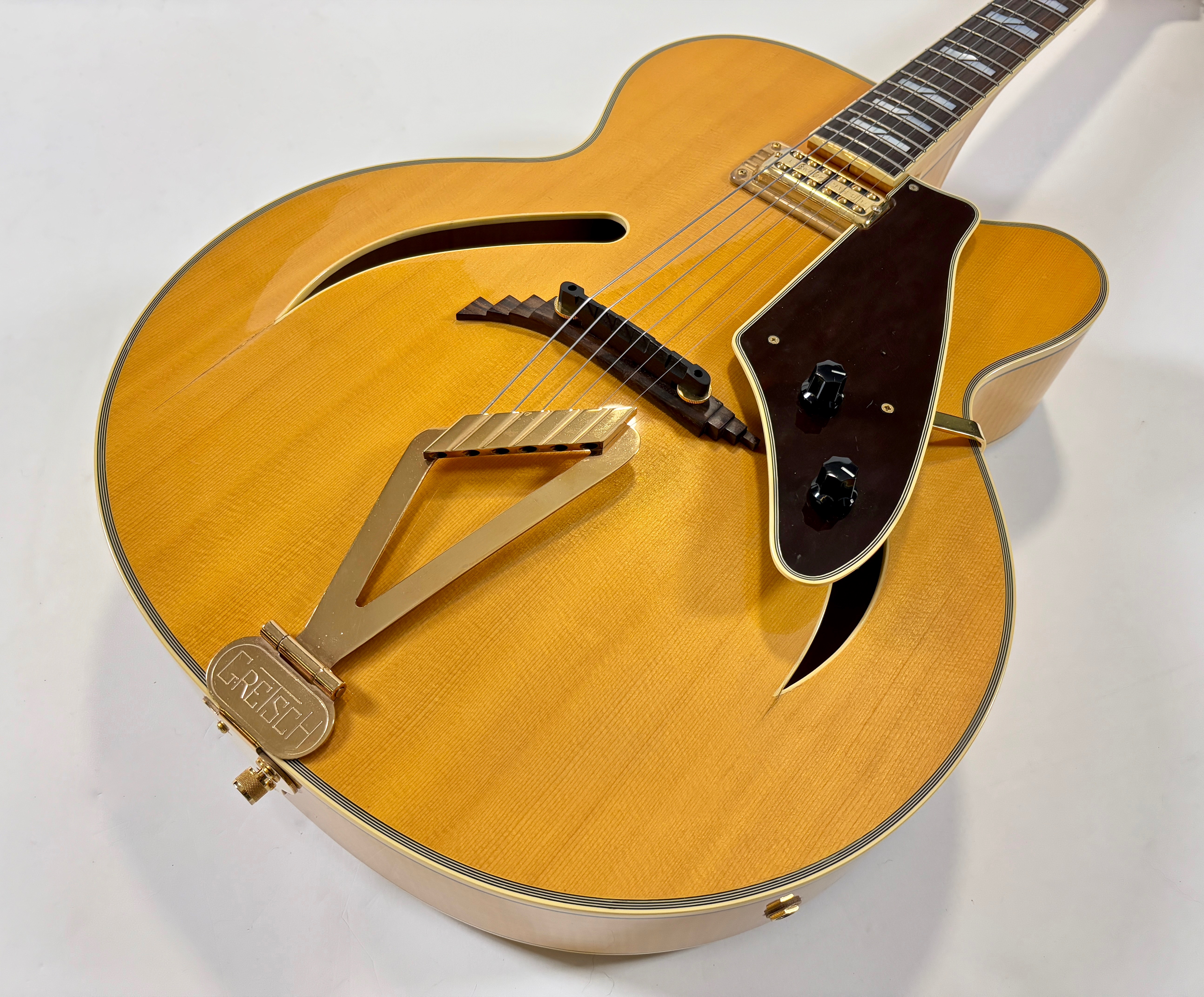Gretsch G6040MCSS Synchromatic Cutaway Archtop (92624)