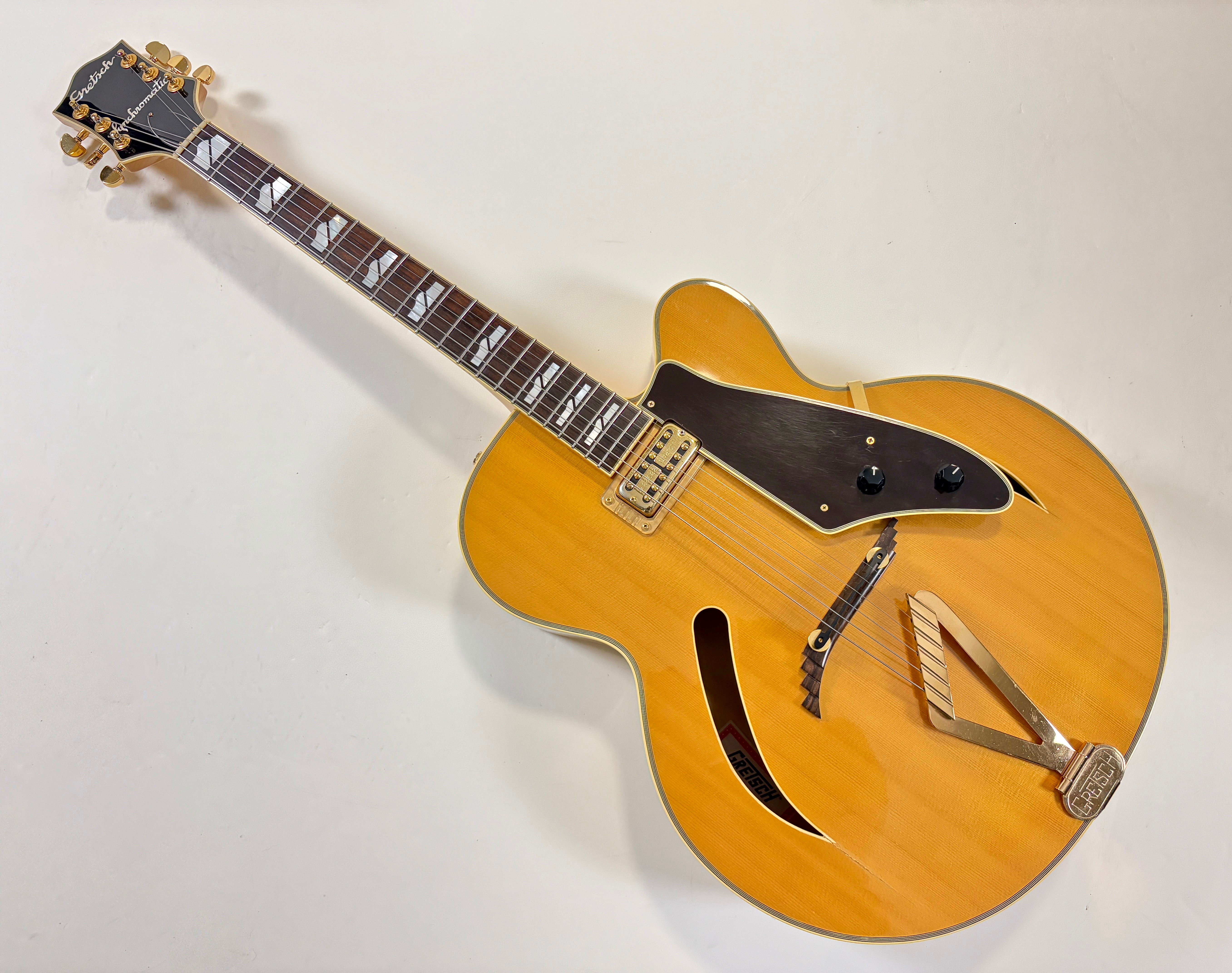 Gretsch G6040MCSS Synchromatic Cutaway Archtop (77874)