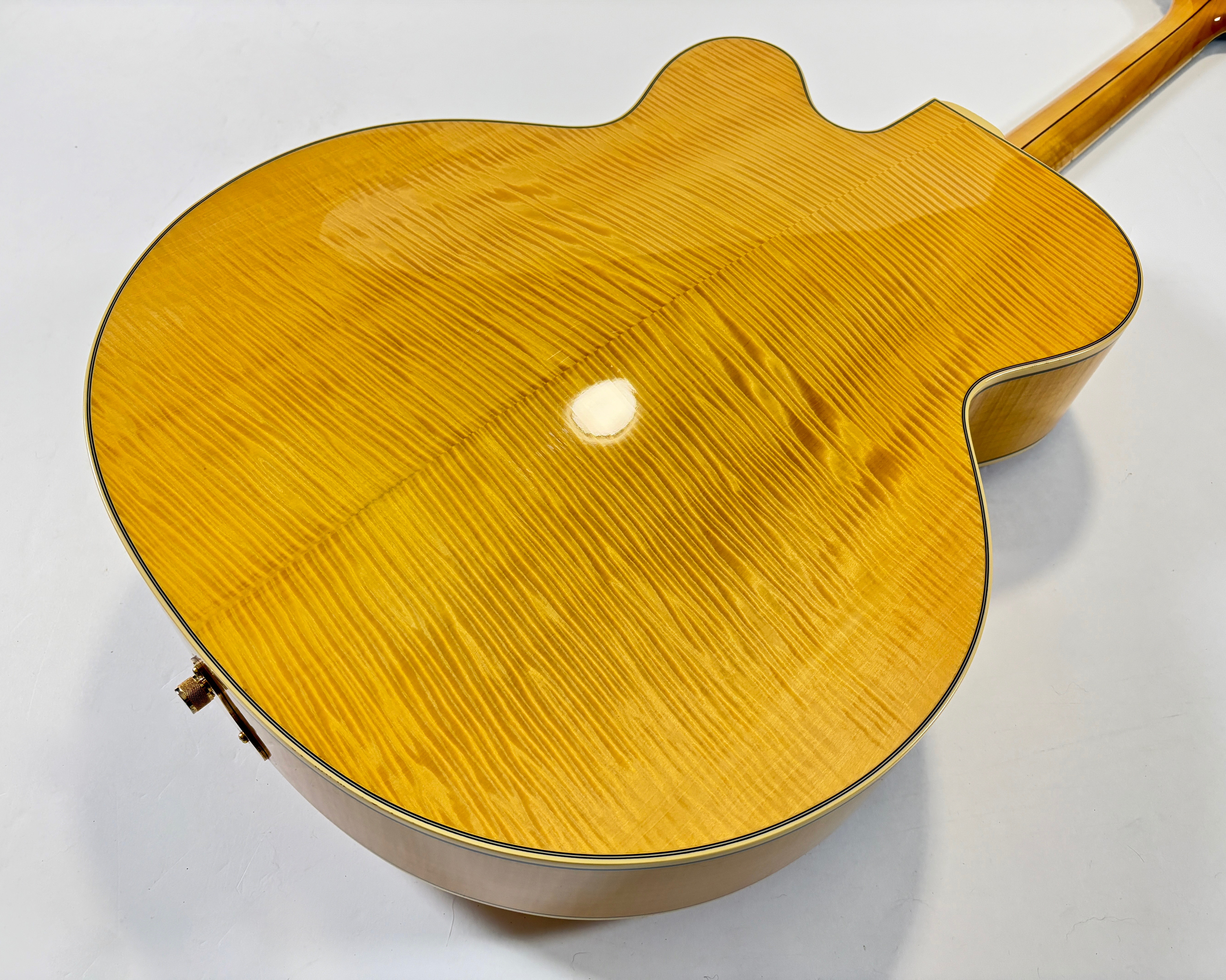 Gretsch G6040MCSS Synchromatic Cutaway Archtop (91880)