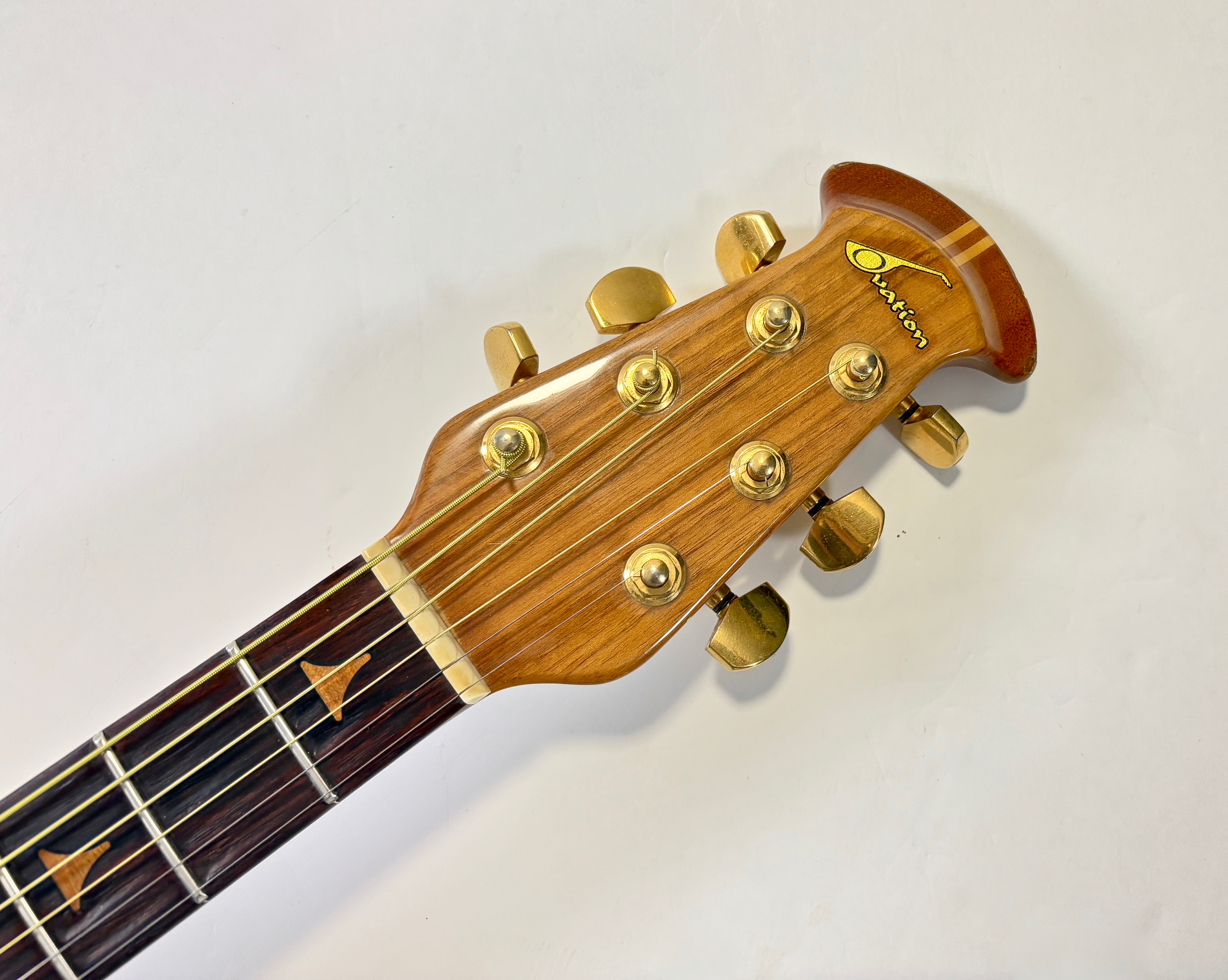 Ovation Elite 1868 (41894)