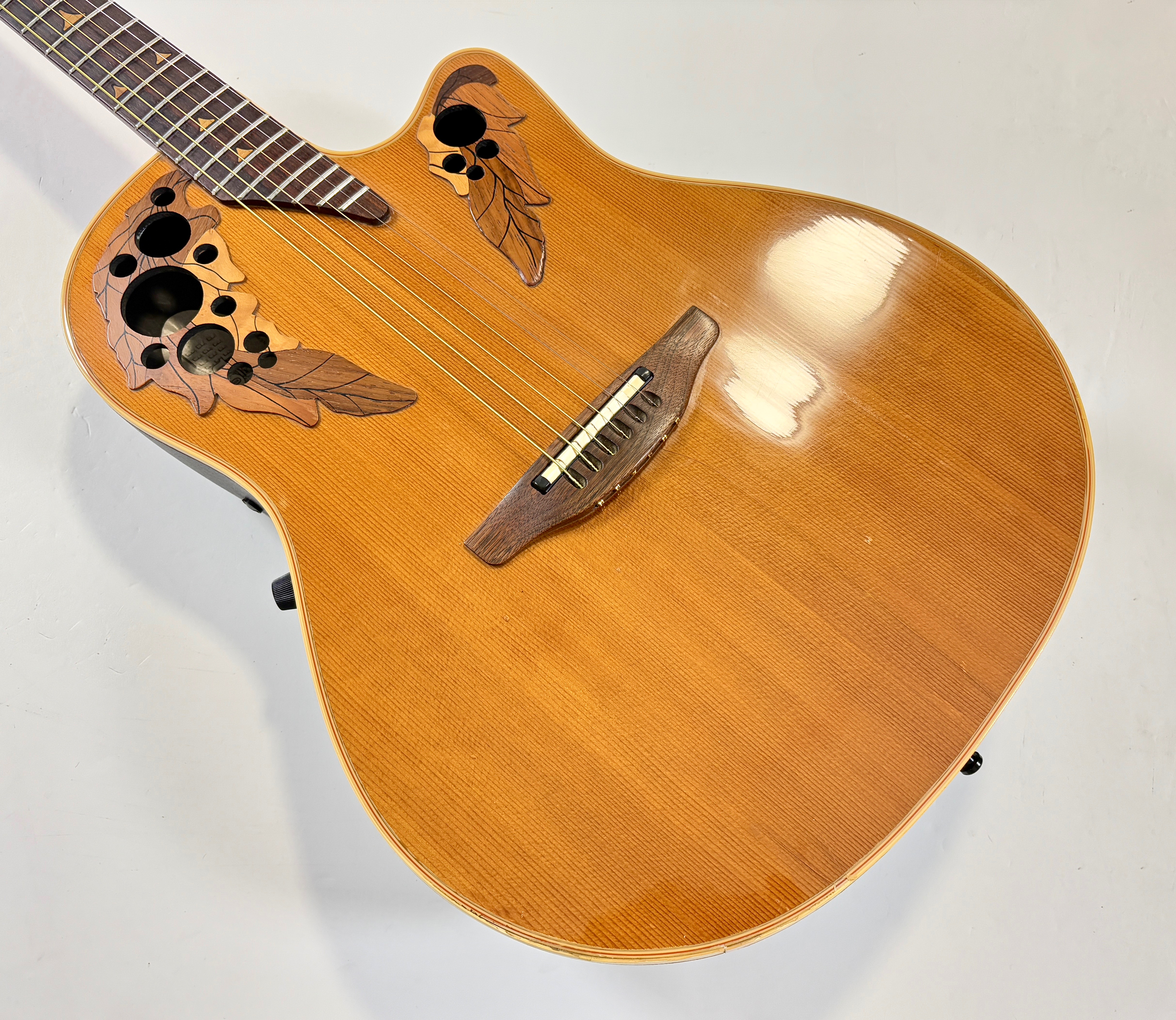Ovation Elite 1868 (89199)