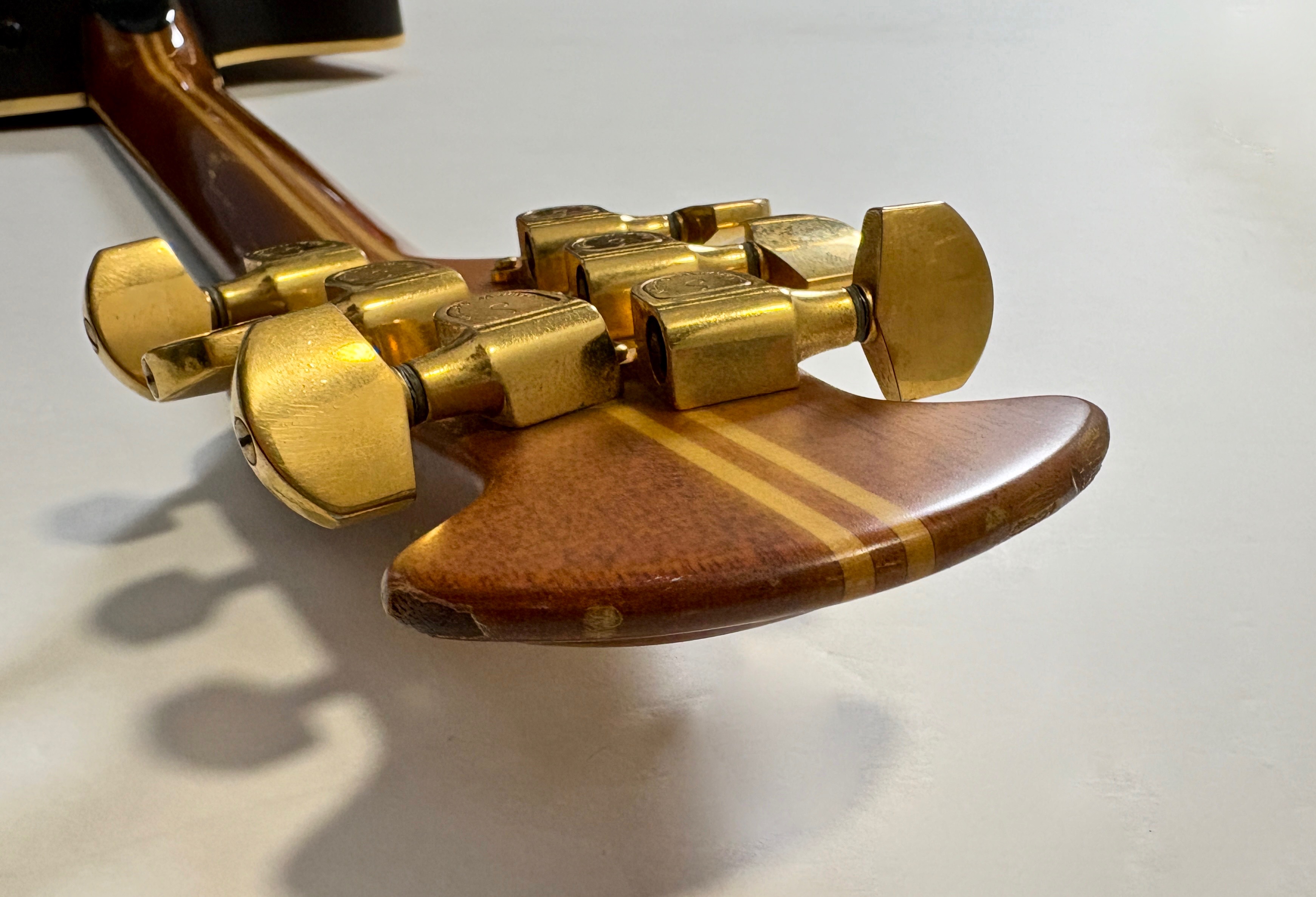 Ovation Elite 1868 (37351)