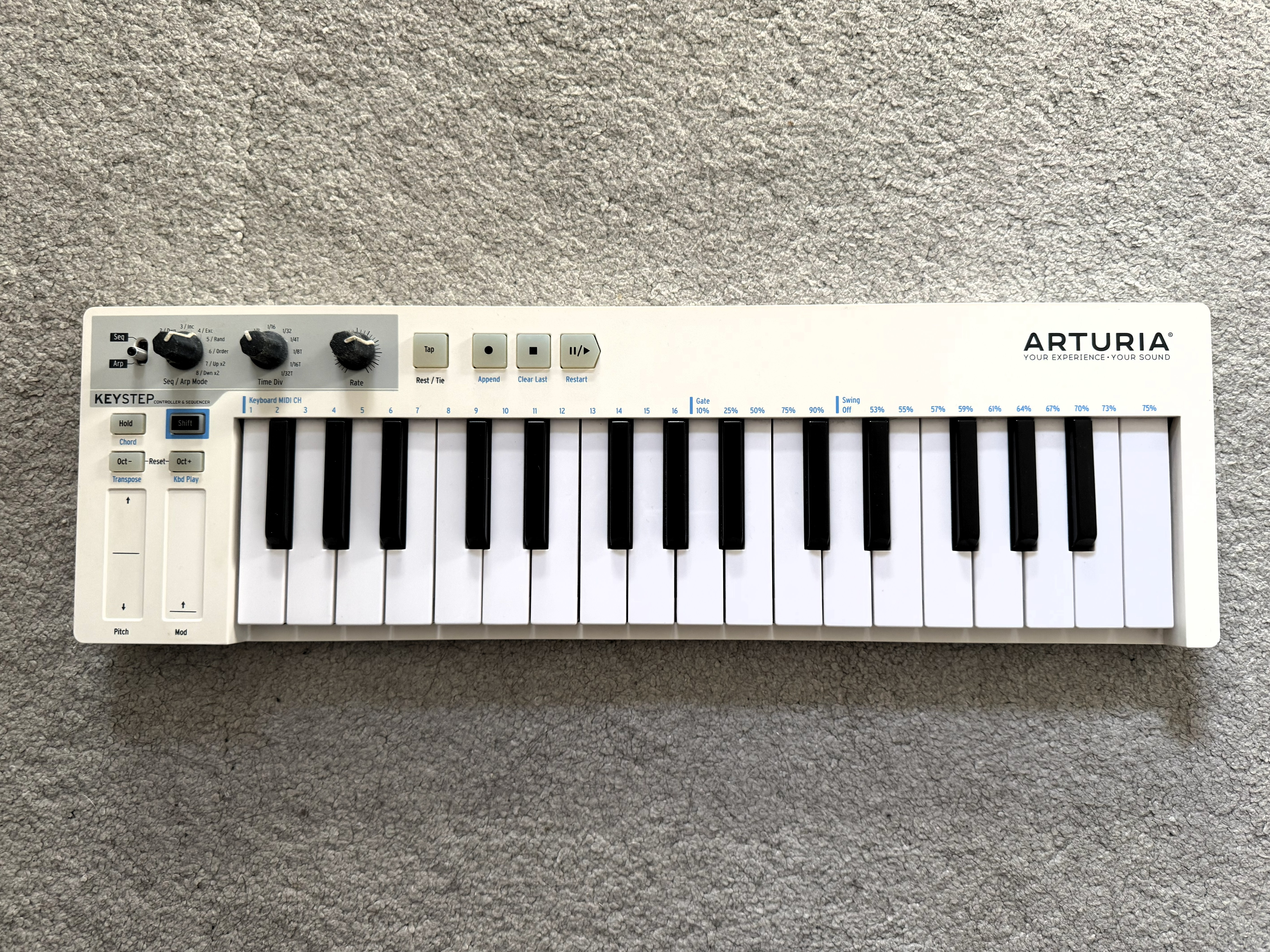 Arturia Keystep (très bon état) + Analog Lab Intro