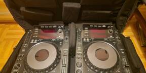 Cdj 900 x 2