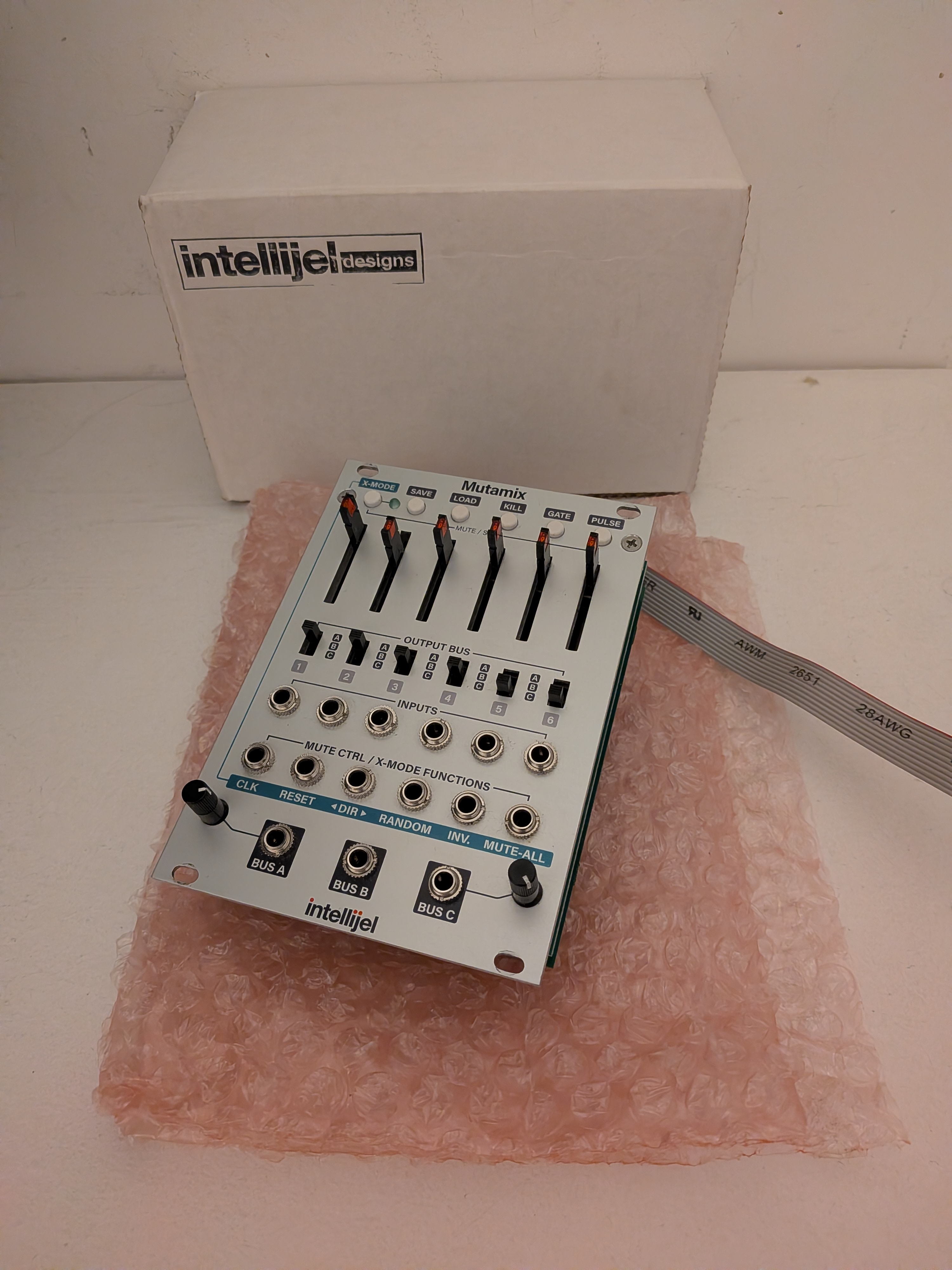 Vends Intellijel Mutamix en très bon état