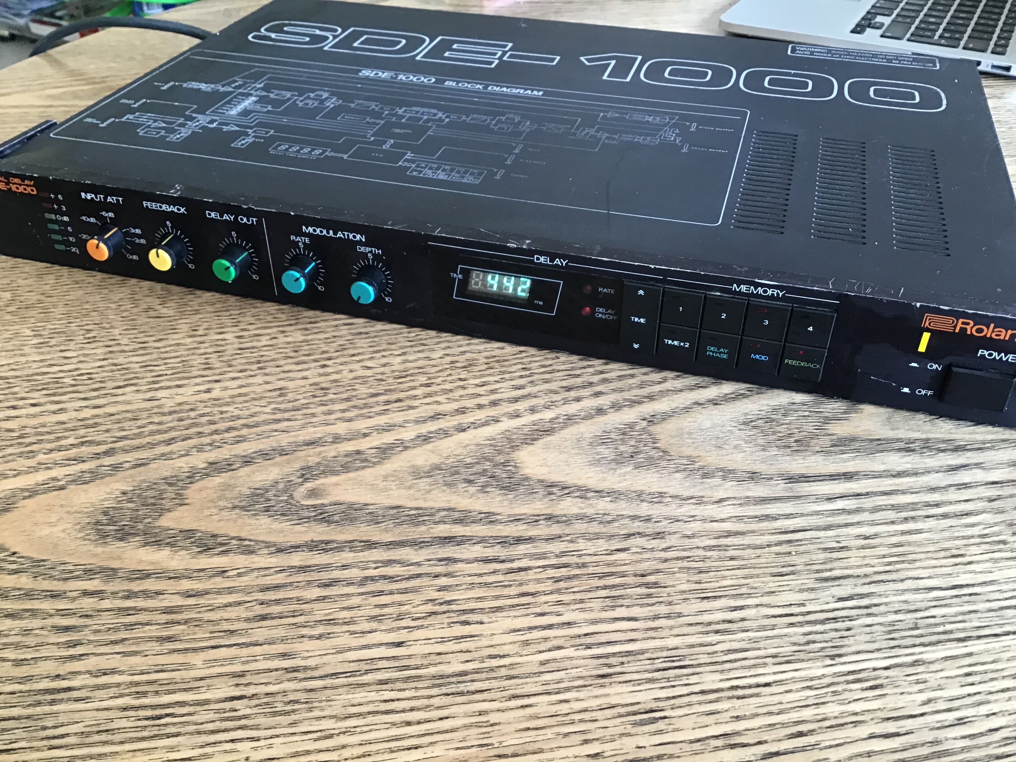 Roland SDE 1000 Digital Delay