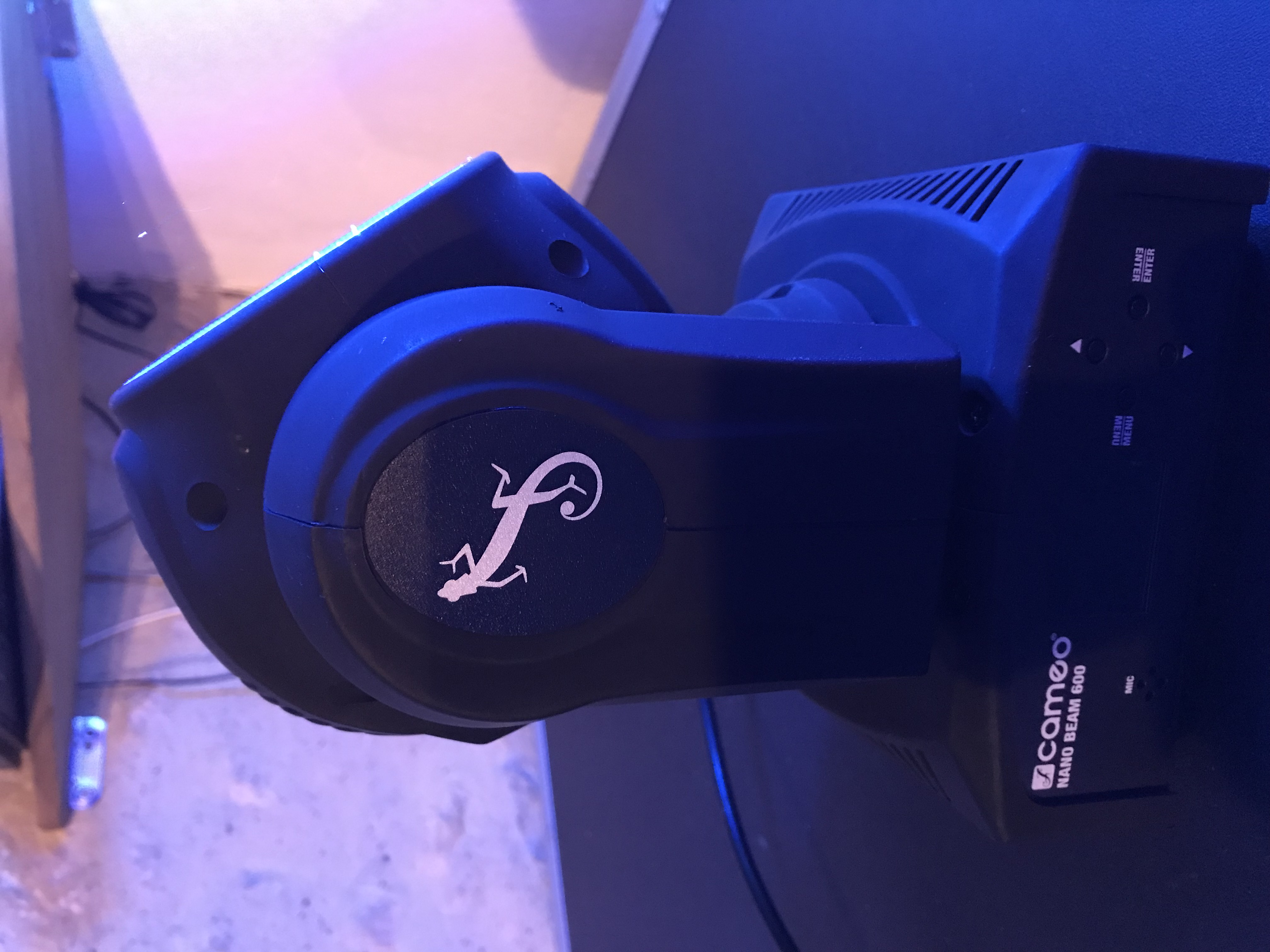 Cameo Nanobeam 600 ÉTAT NEUF – Garantie 2028