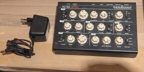 Vends Vermona Filter Lancet, très peu utilisé, avec alimentation d'origine