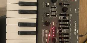 Roland sh01a (sh101)