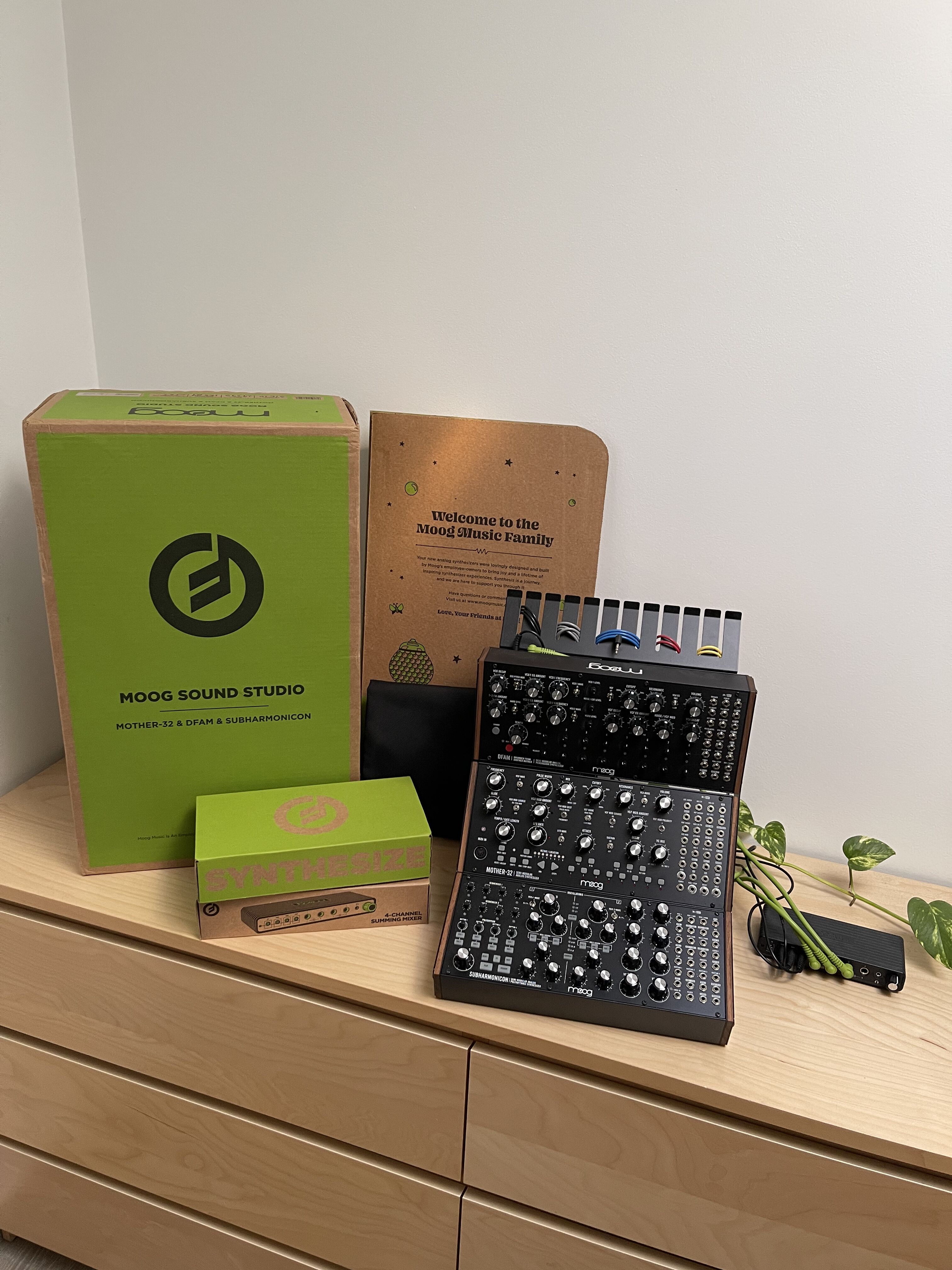 Vends Moog Sound Studio 3 (Mother-32, Subharmonicon, DFAM)