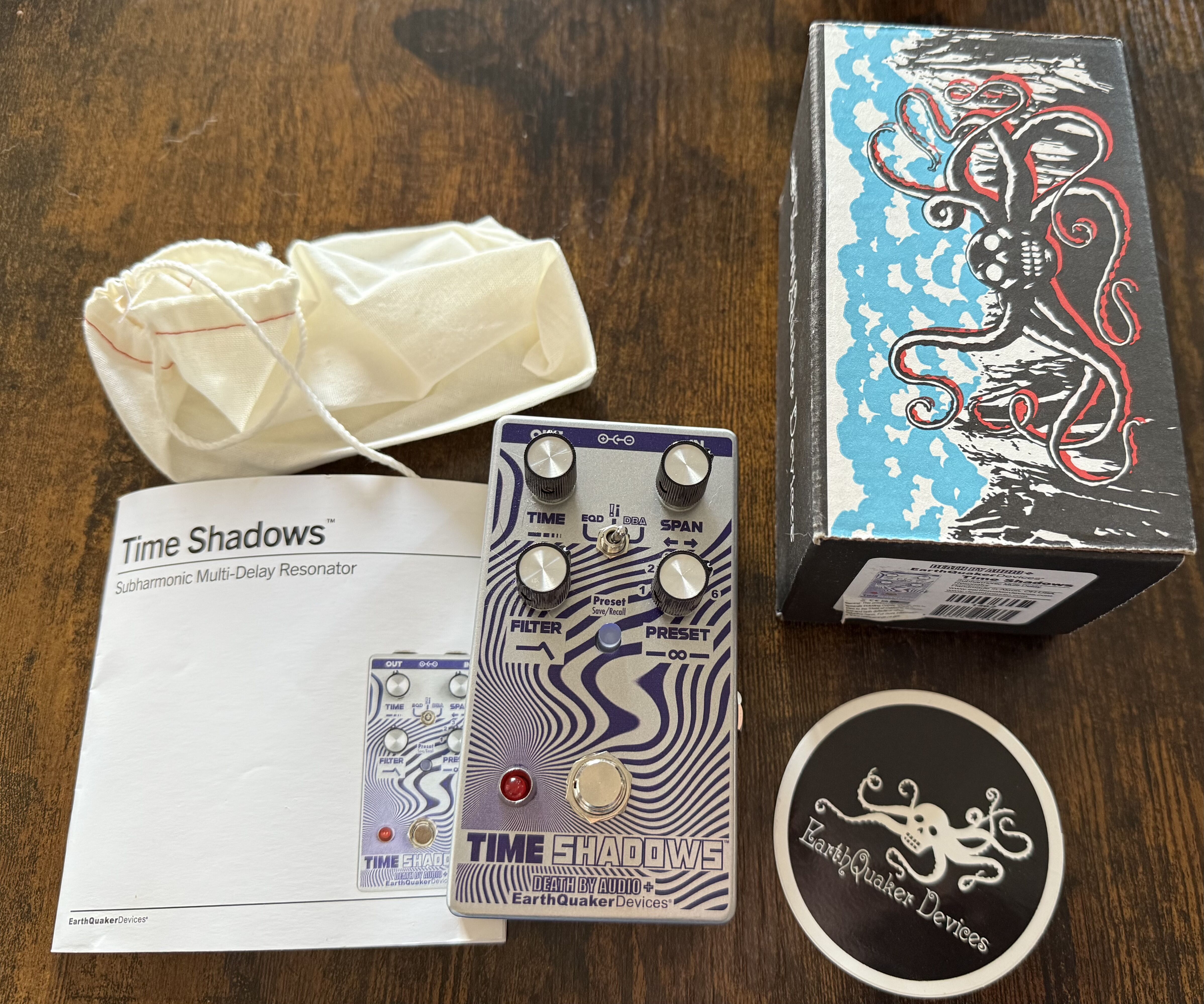 Vends pédale d'effet EarthQuaker Devices et Death By Audio Time Shadows V2