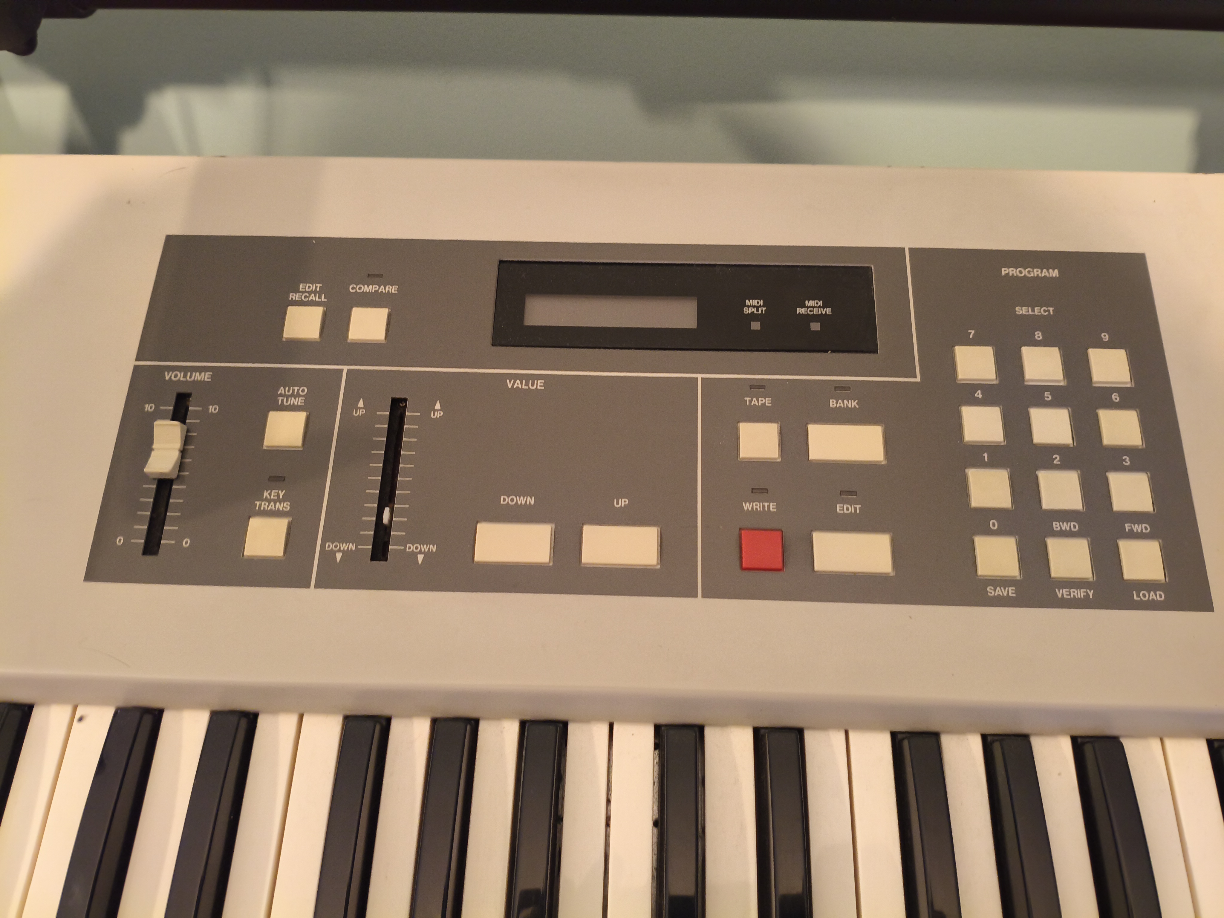 Akai Professional AX73 (5273)