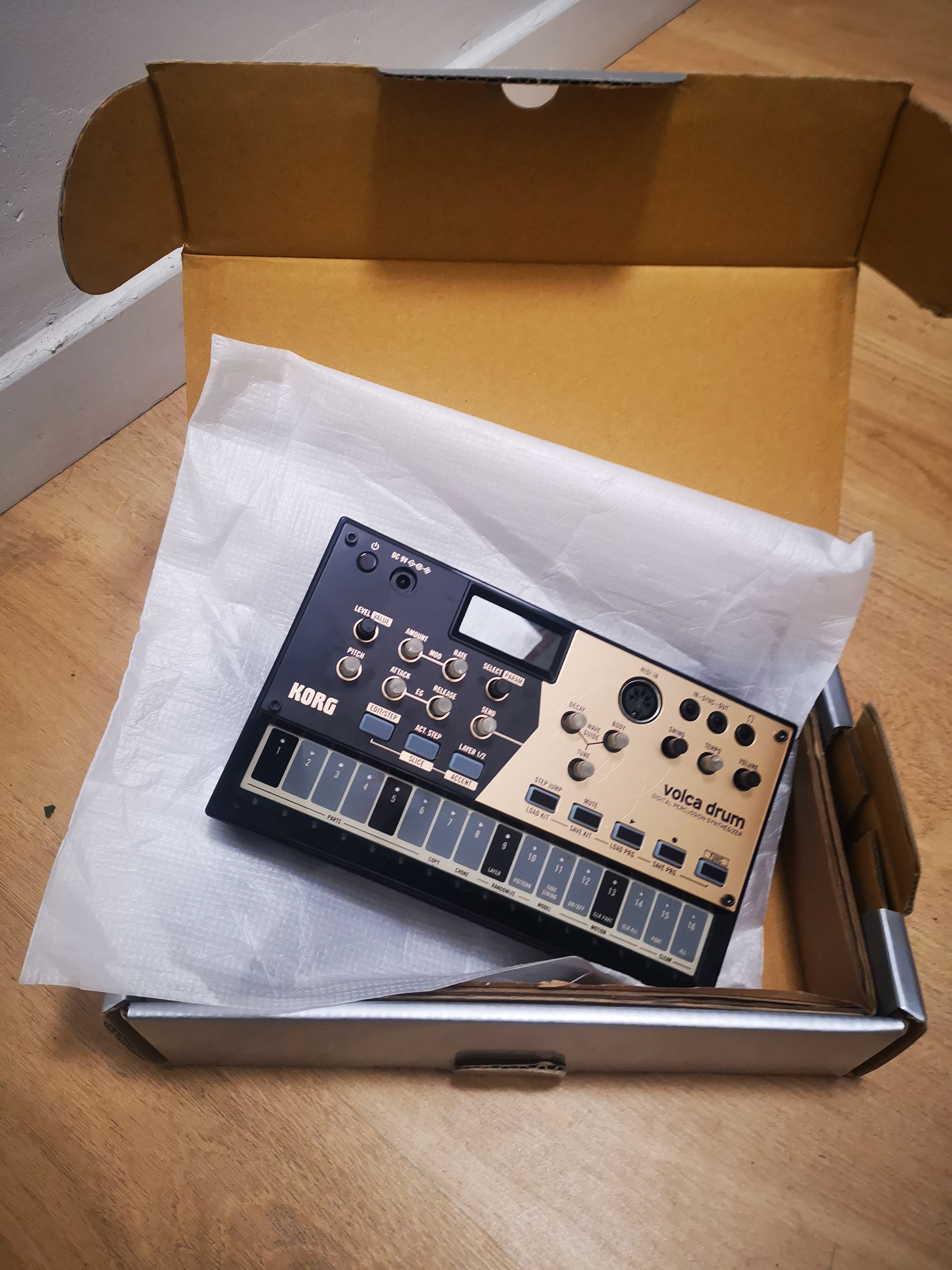vends Korg Volca Drum comme neuf
