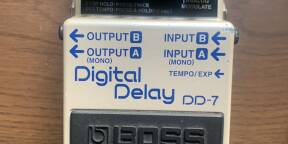 Vends Boss DD-7 en très bon état