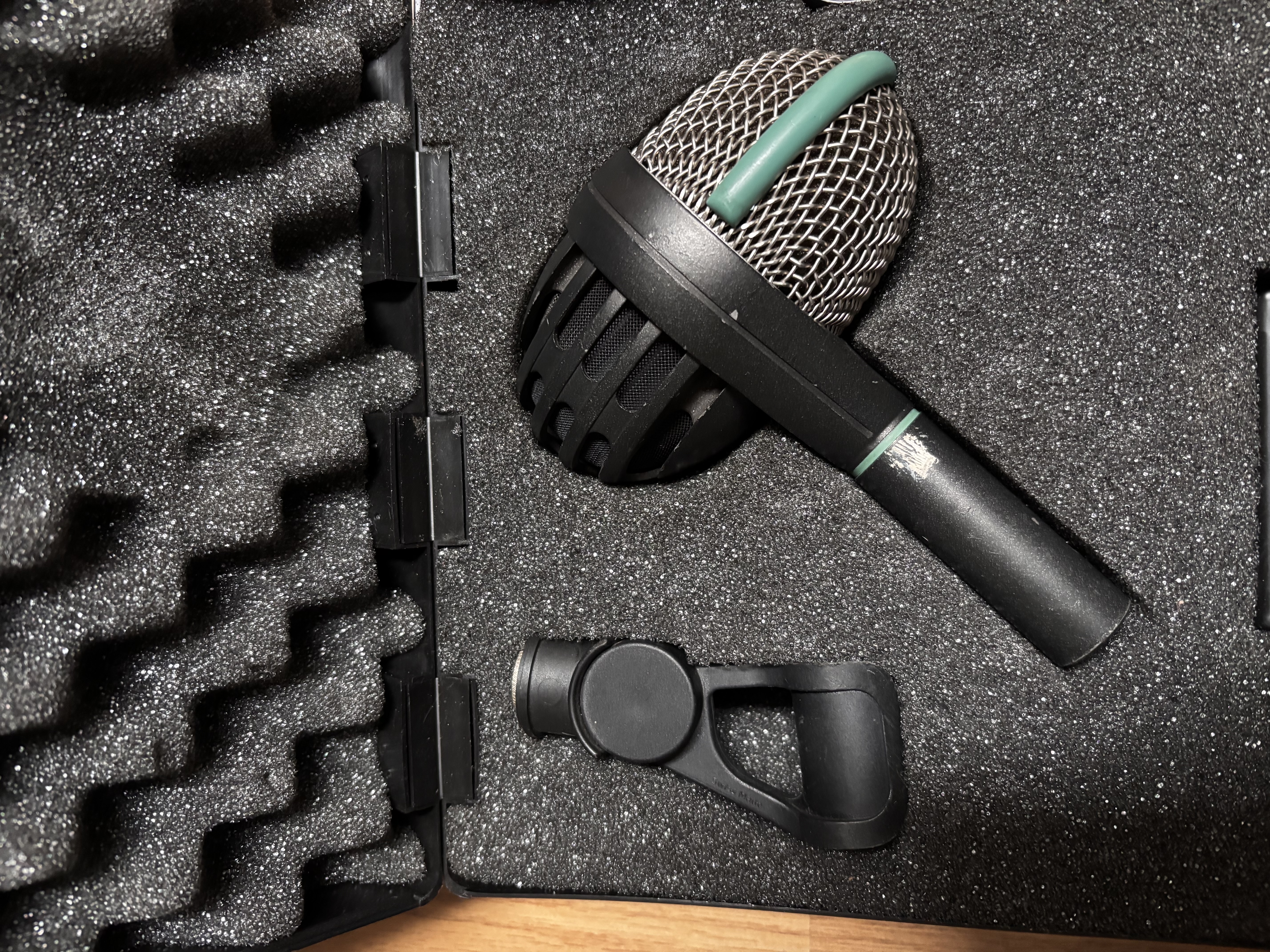 AKG D112 ( original MK1)