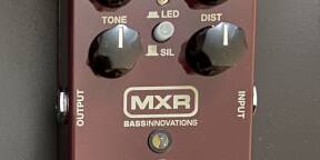 MXR Bass Distortion M85 (État Neuf)