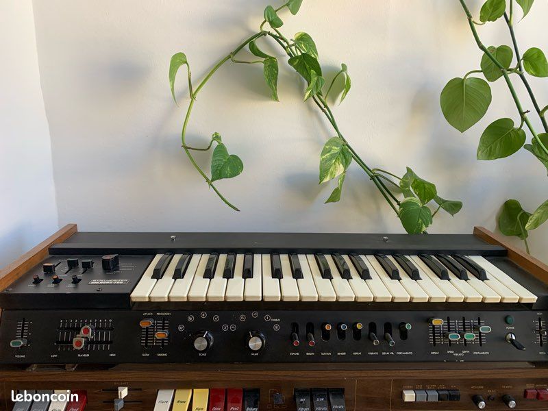 Vends Korg Mini700s 