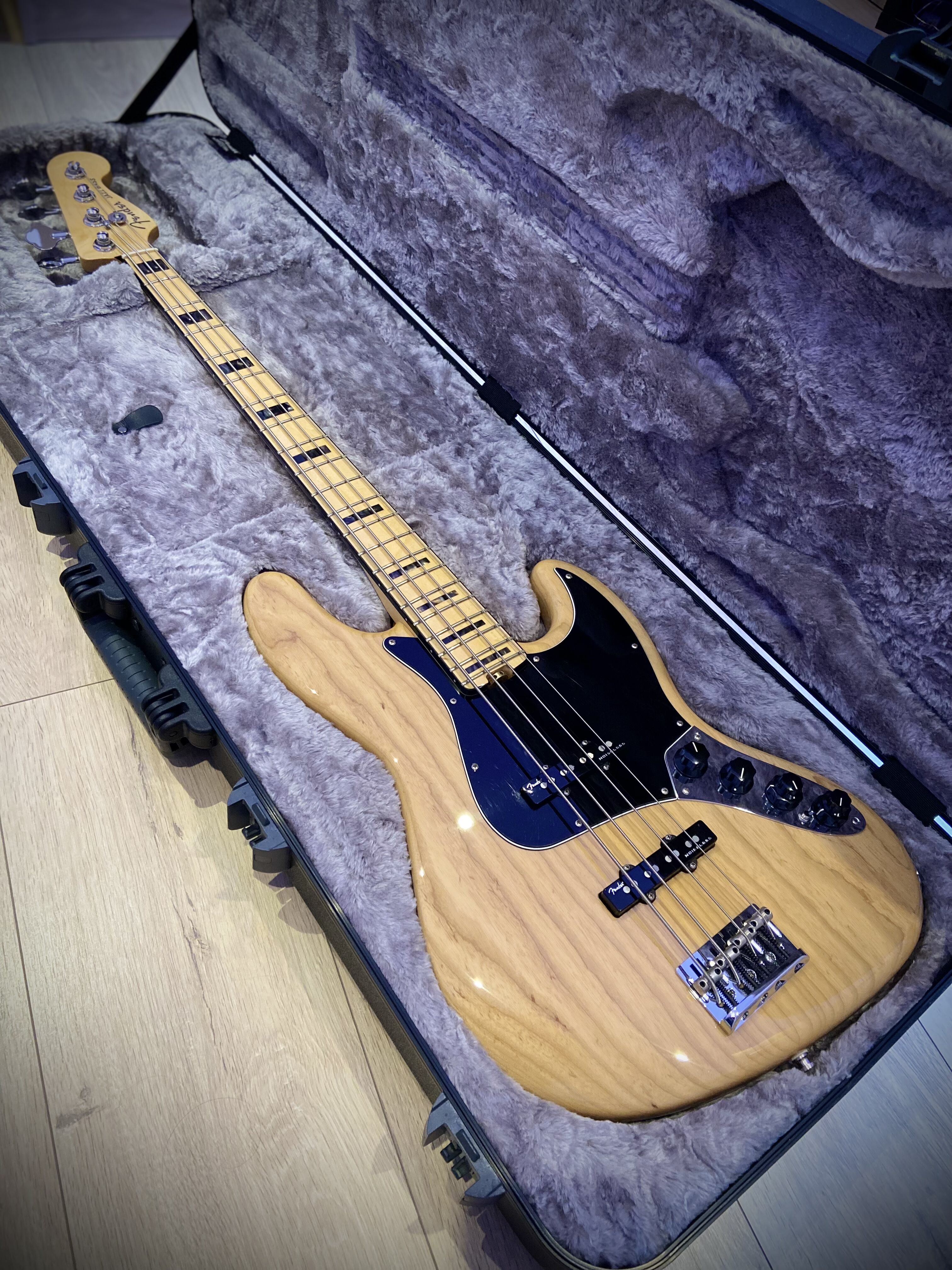 Fender American Elite Jazz Bass