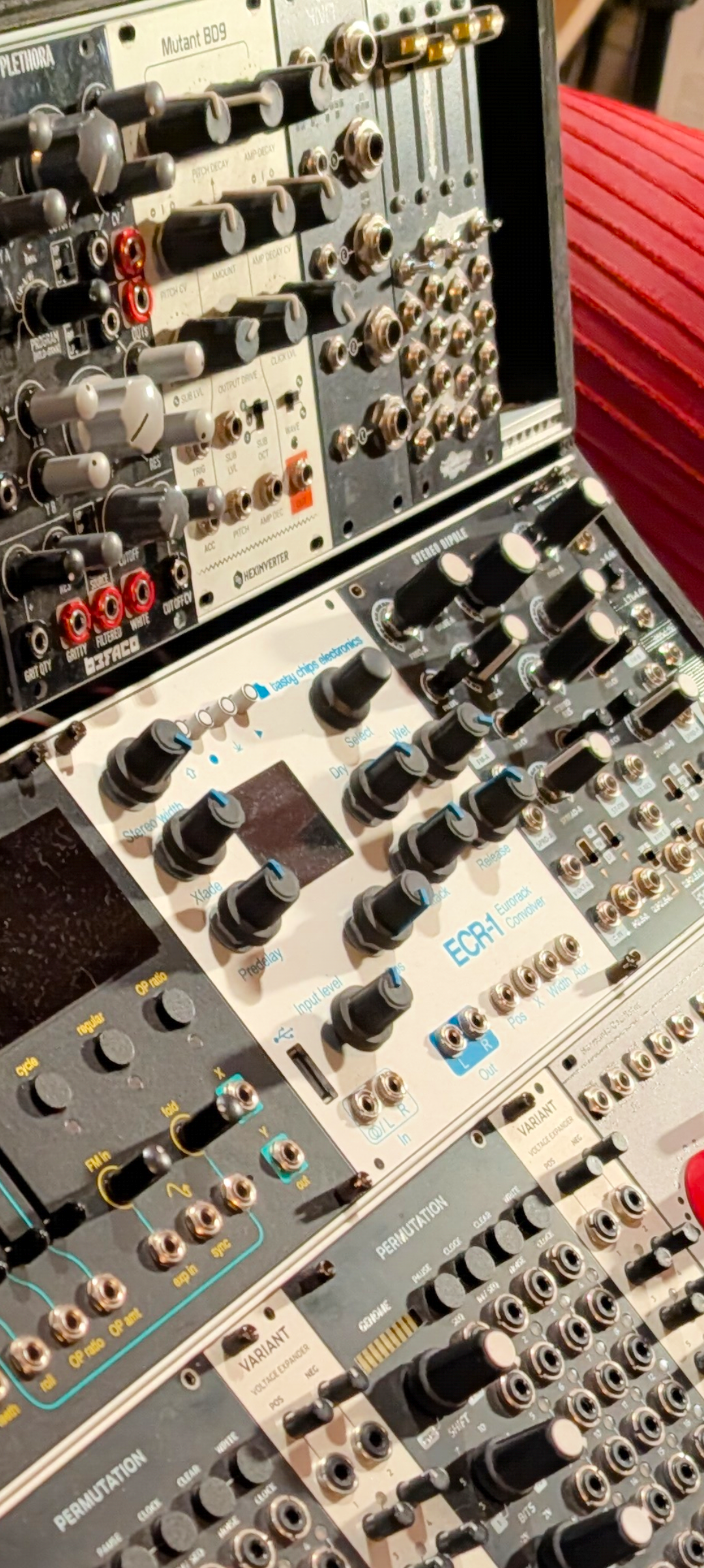 Vends tasty chips ecr-1