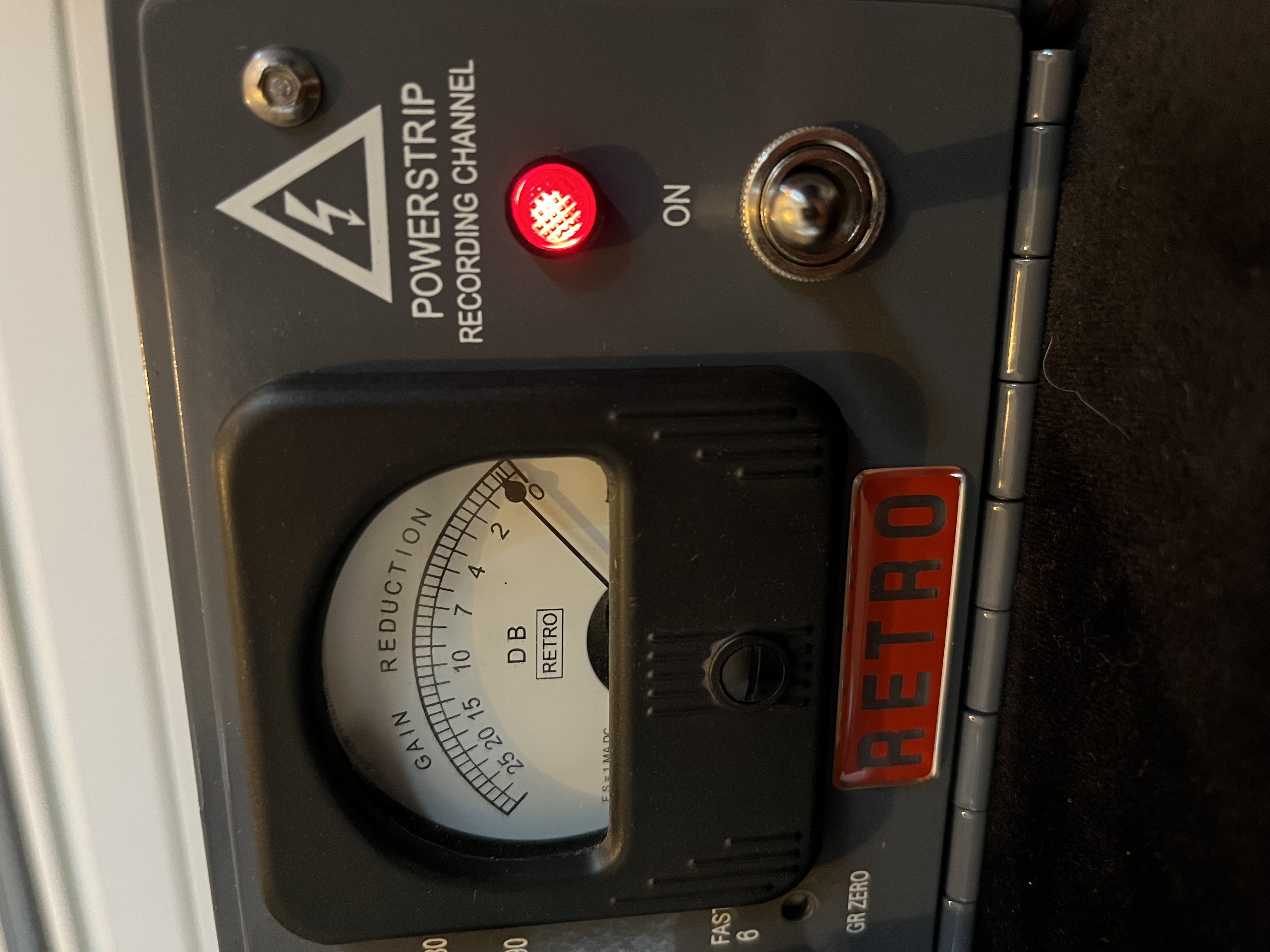 Retro Instruments PowerStrip (16869)