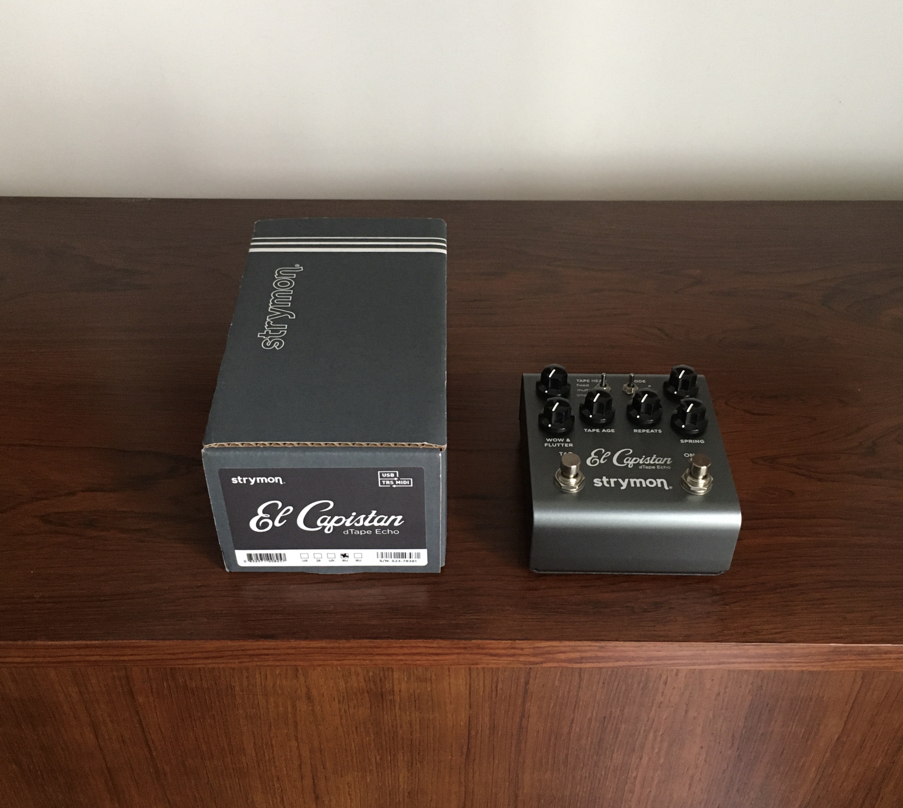 VENDS STRYMON EL CAPISTAN V2 DELAY / ECHO - NEUF (BOITE + PRISE + DOCUMENTATION) 