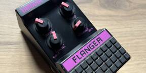 Vends Yamaha FL10 MII (MK2) Flanger 80s - Black/Pink