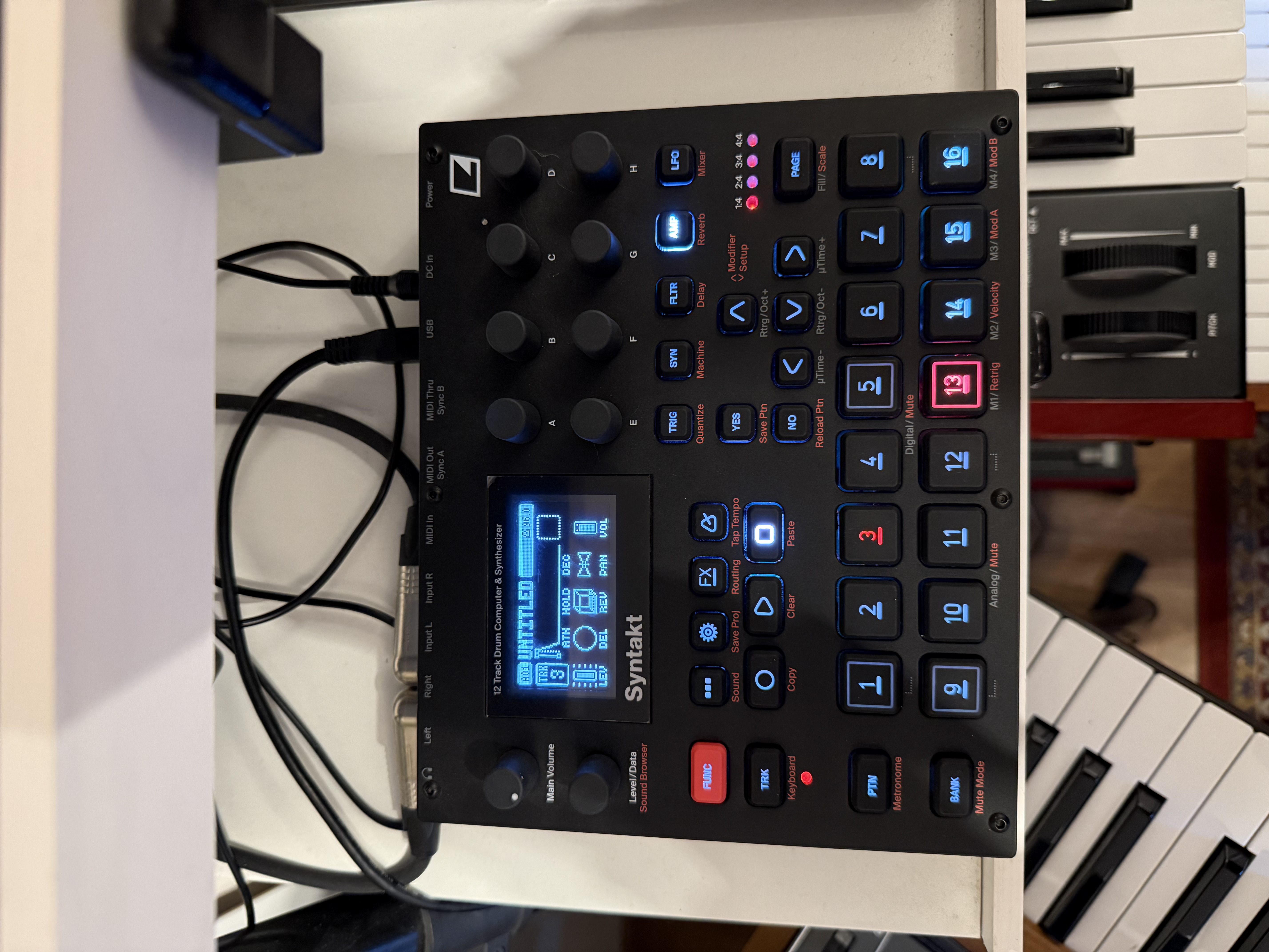 ELEKTRON SYNTAKT + housse transport 
