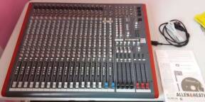 Vends table audio concert, studio dans un état impeccable.