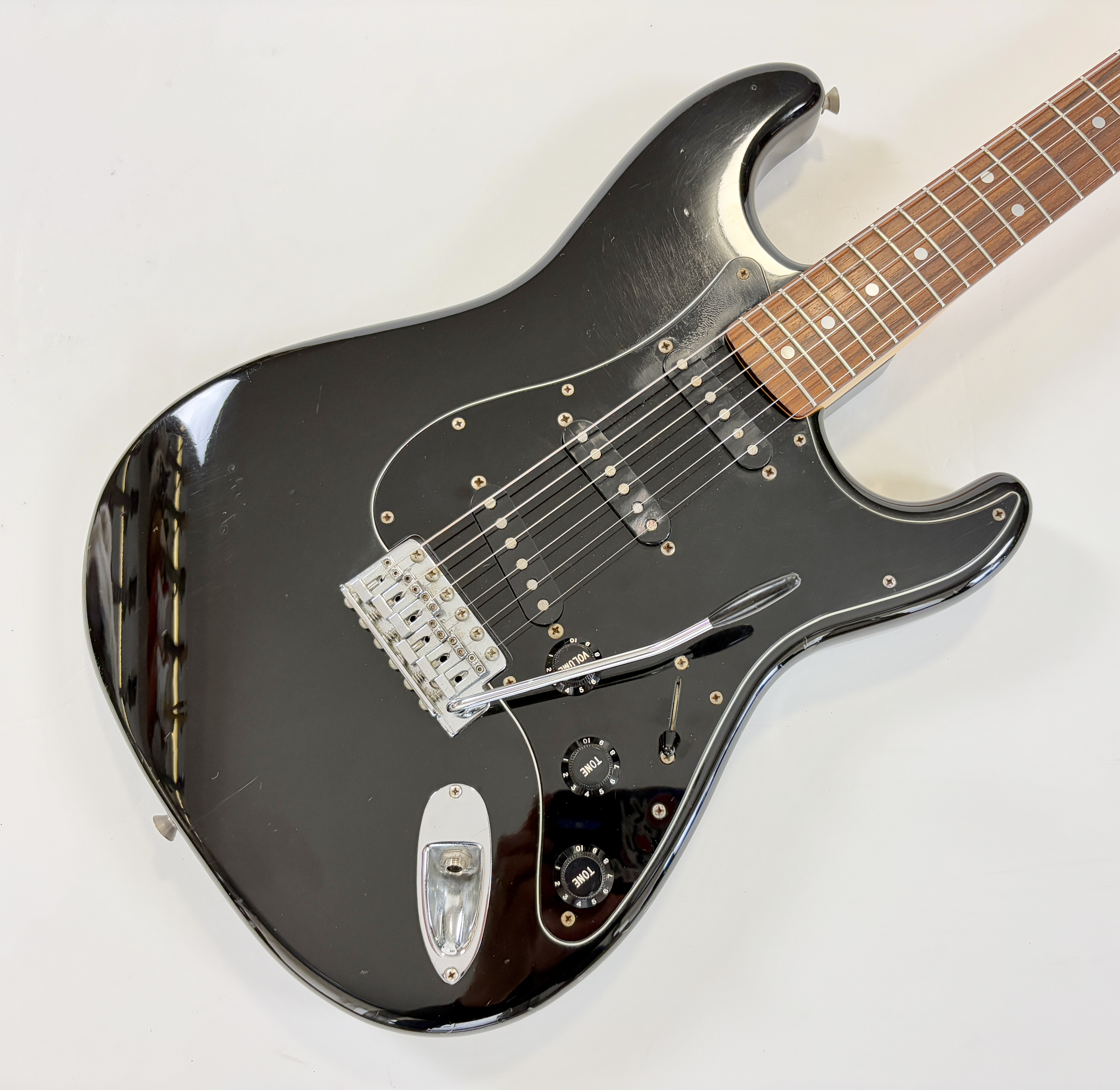 Fender ST72-xx (41470)