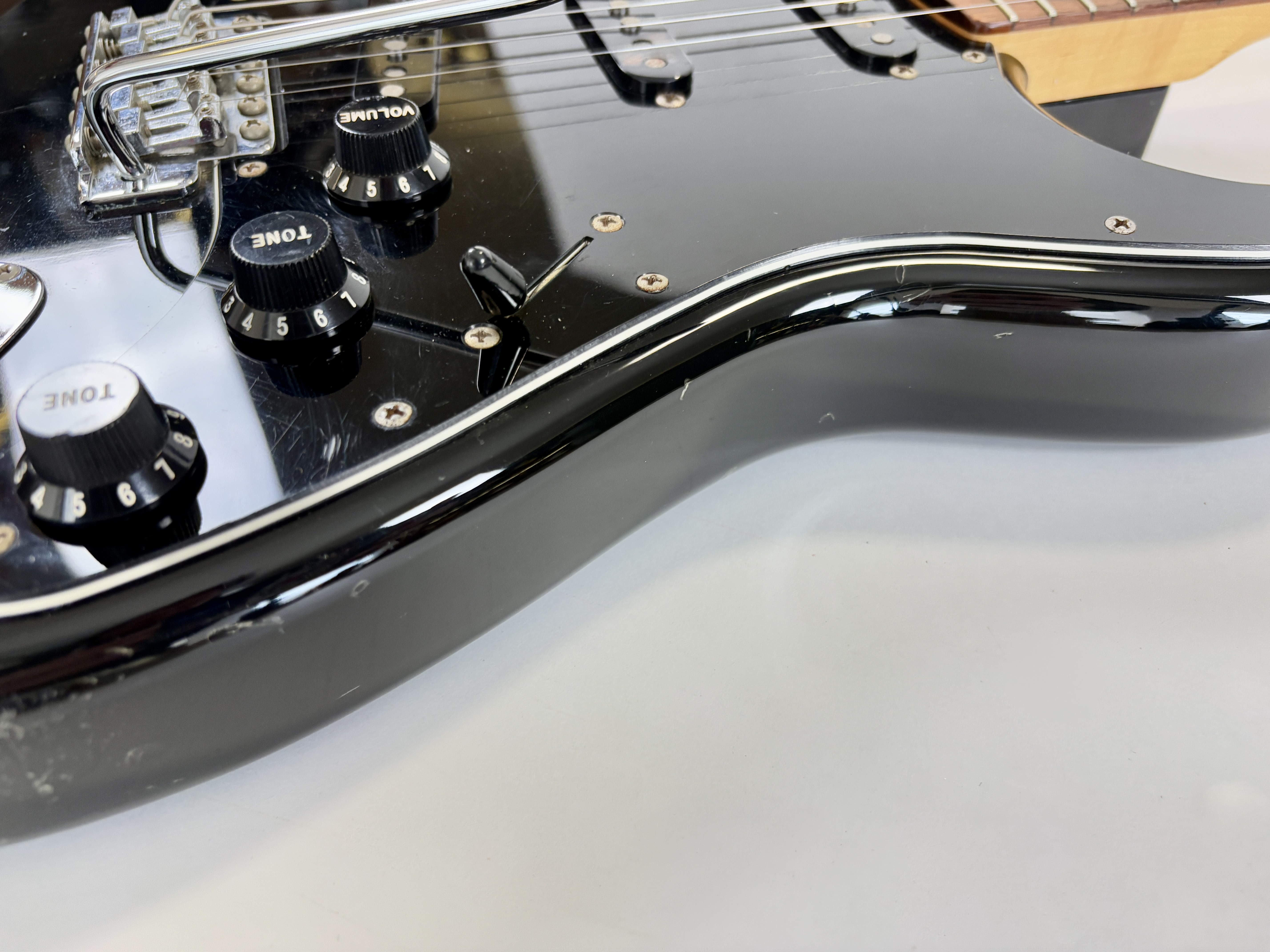 Fender ST72-xx (48066)