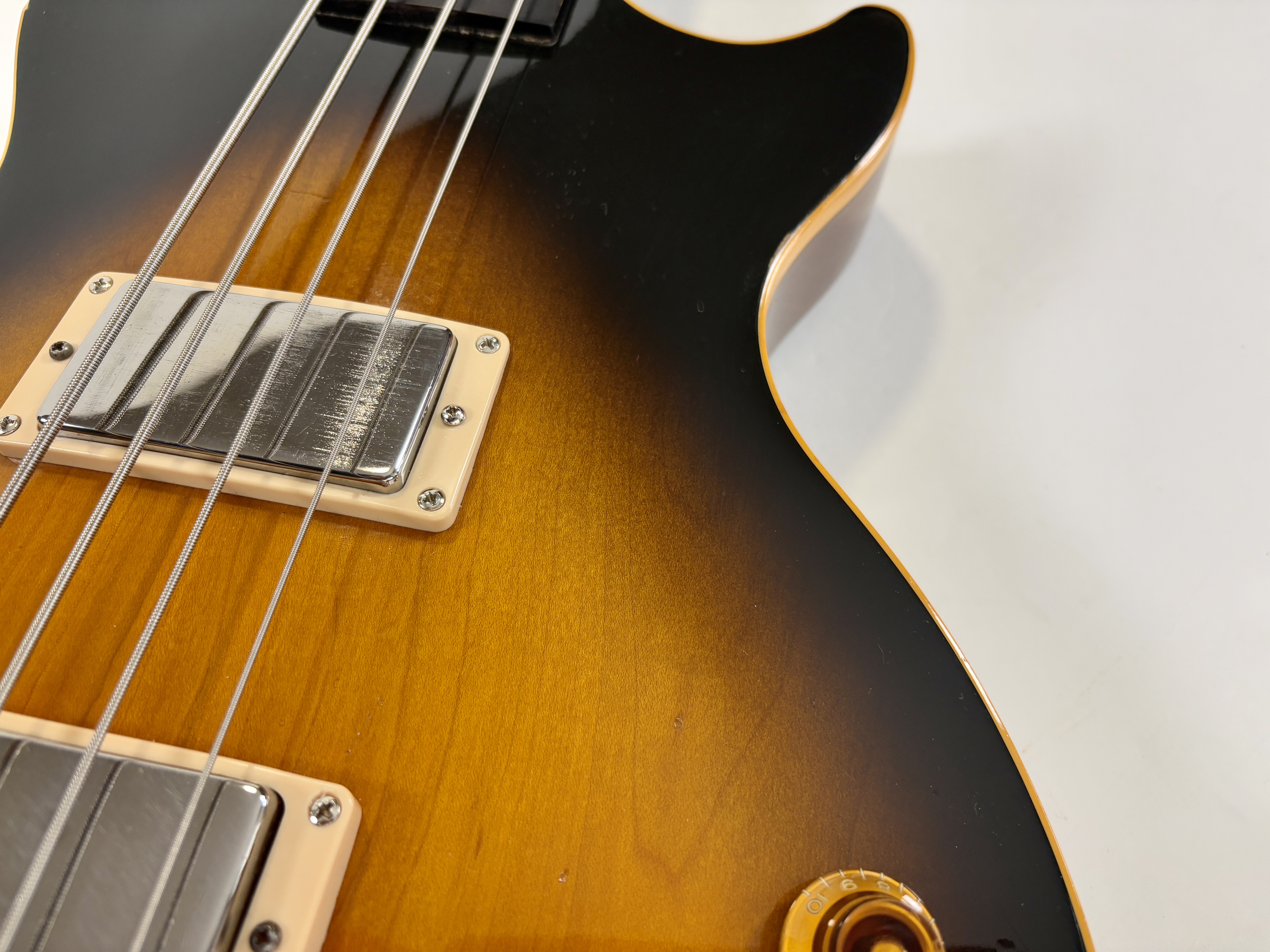 Gibson Les Paul Standard Bass LPB-3 (85680)