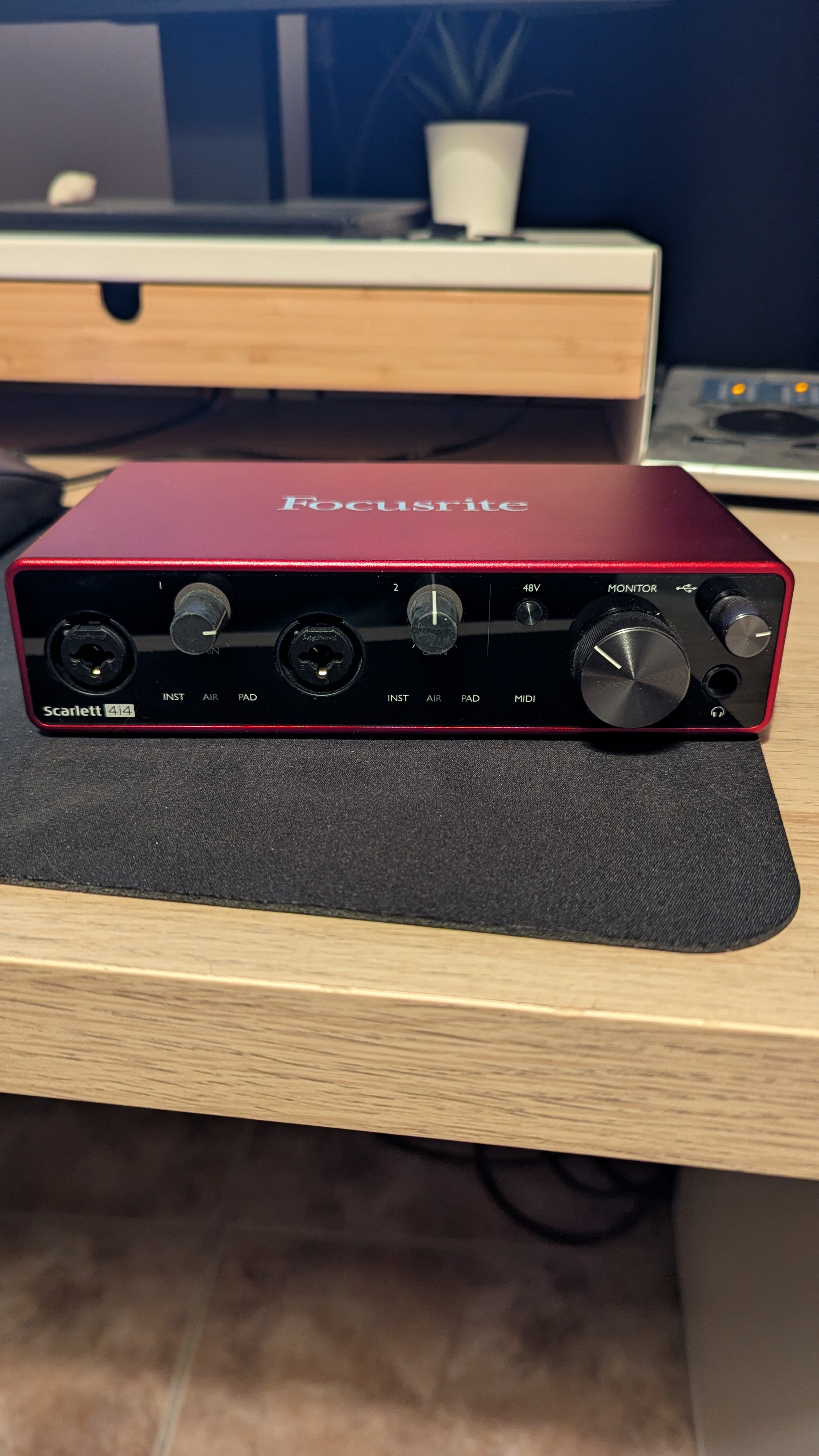 Scarlett 4i4 3rd gen 